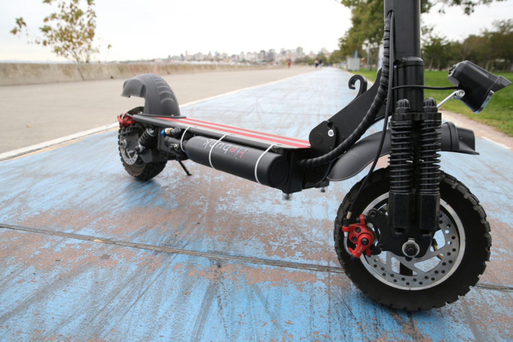 Elektrikli scooter için yeni dönem: Sigorta ve plaka zorunluluğu geldi