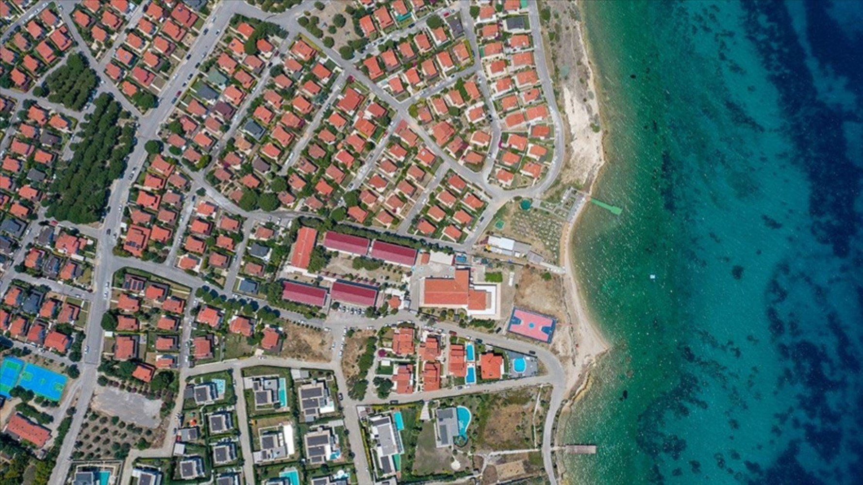 Turizmin merkezinde büyük kriz: Barajlardaki doluluk oranı kritik seviyenin altına düştü