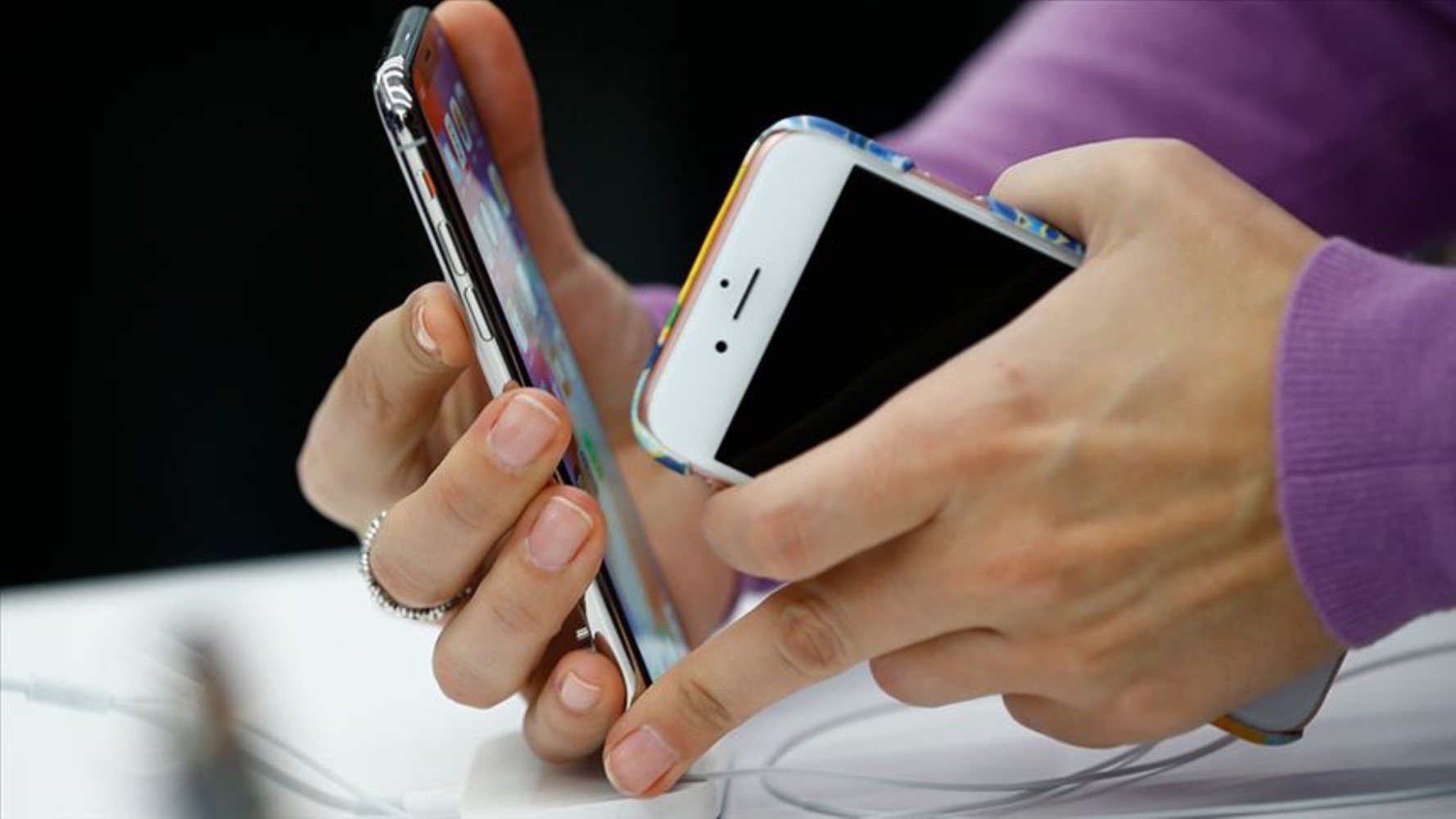 Bu telefonlar kullanıcıları adım adım izliyor: Her 5 dakikada bir ekran görüntüsü alıyor