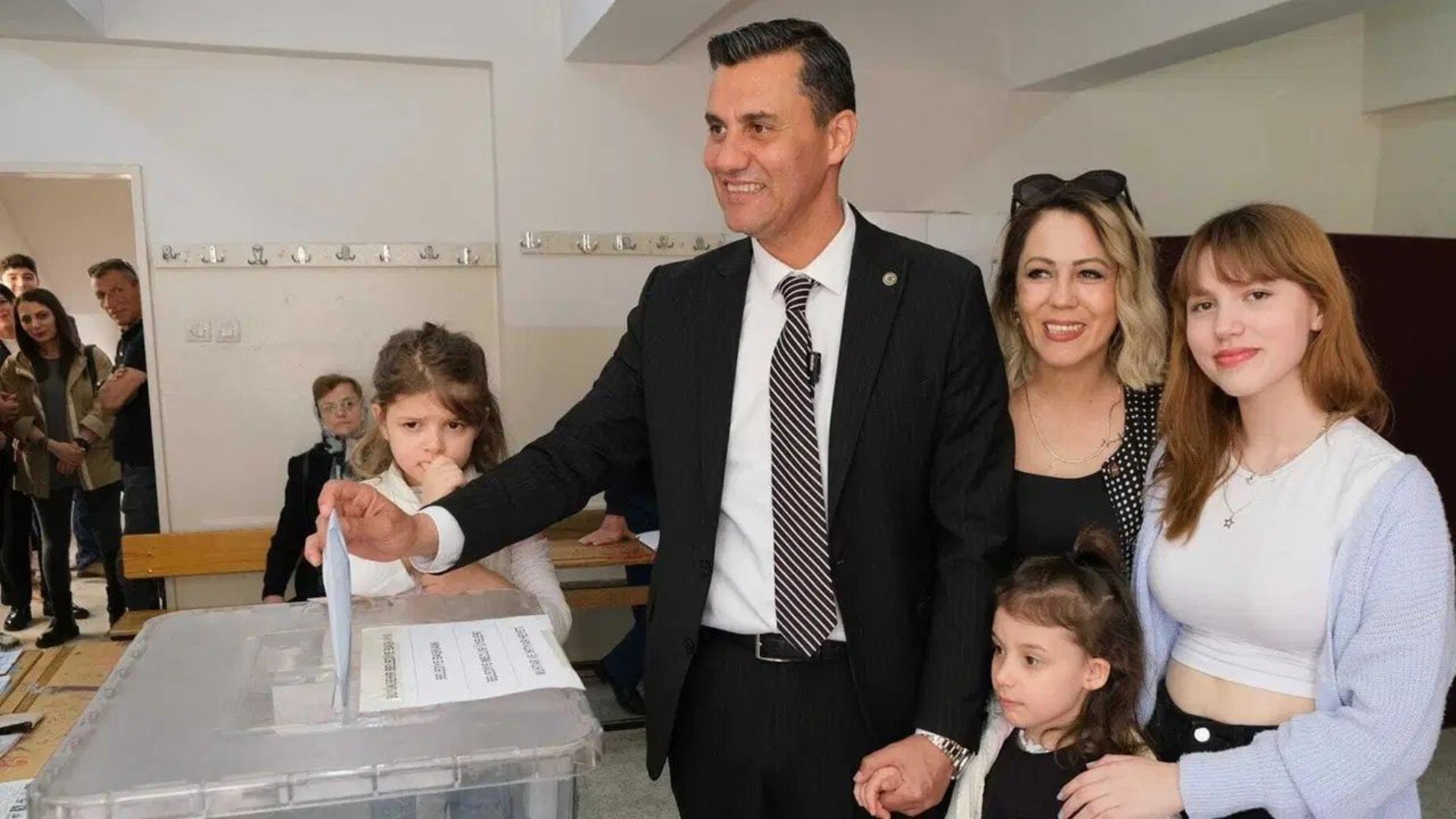 Tehdit edildiği ileri sürülmüştü... Cem Küçük'ten olay yaratan iddia: Bunları açıklamalı
