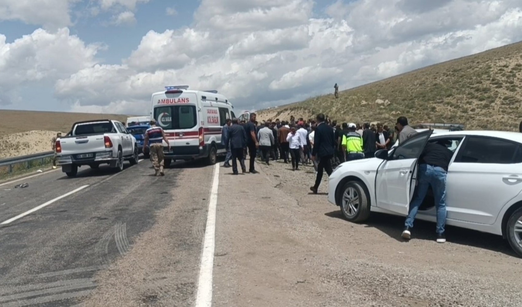 Van'da feci kaza: 2 genç hayatını kaybetti