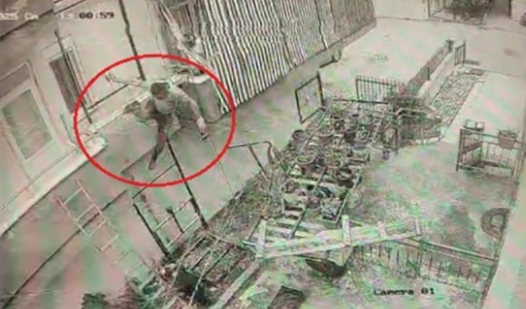 Antalya'da asansör kurarken 4. kattan düşen ustadan acı haber geldi