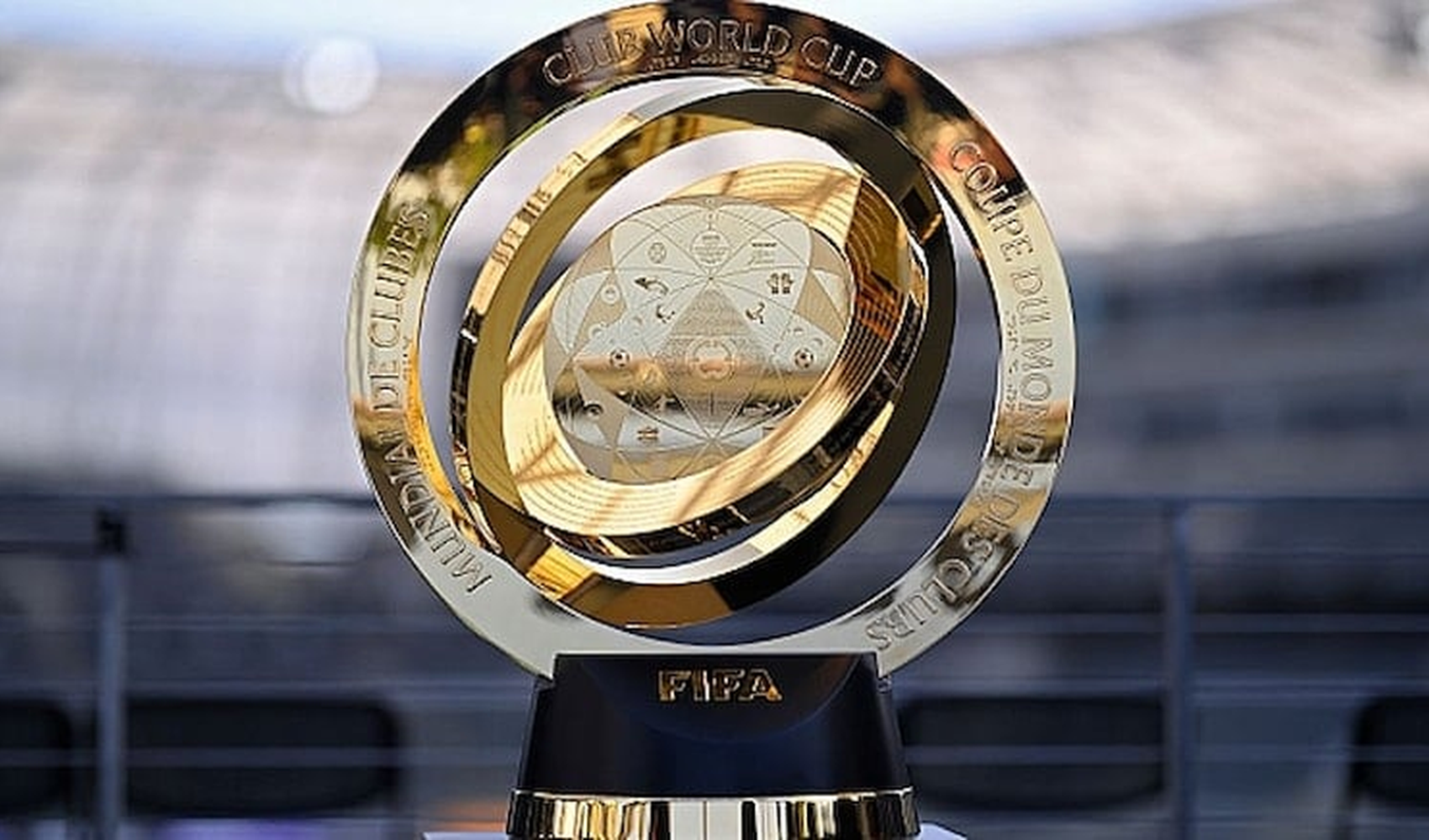 FIFA'dan kulüplere 1 milyar dolar ödül