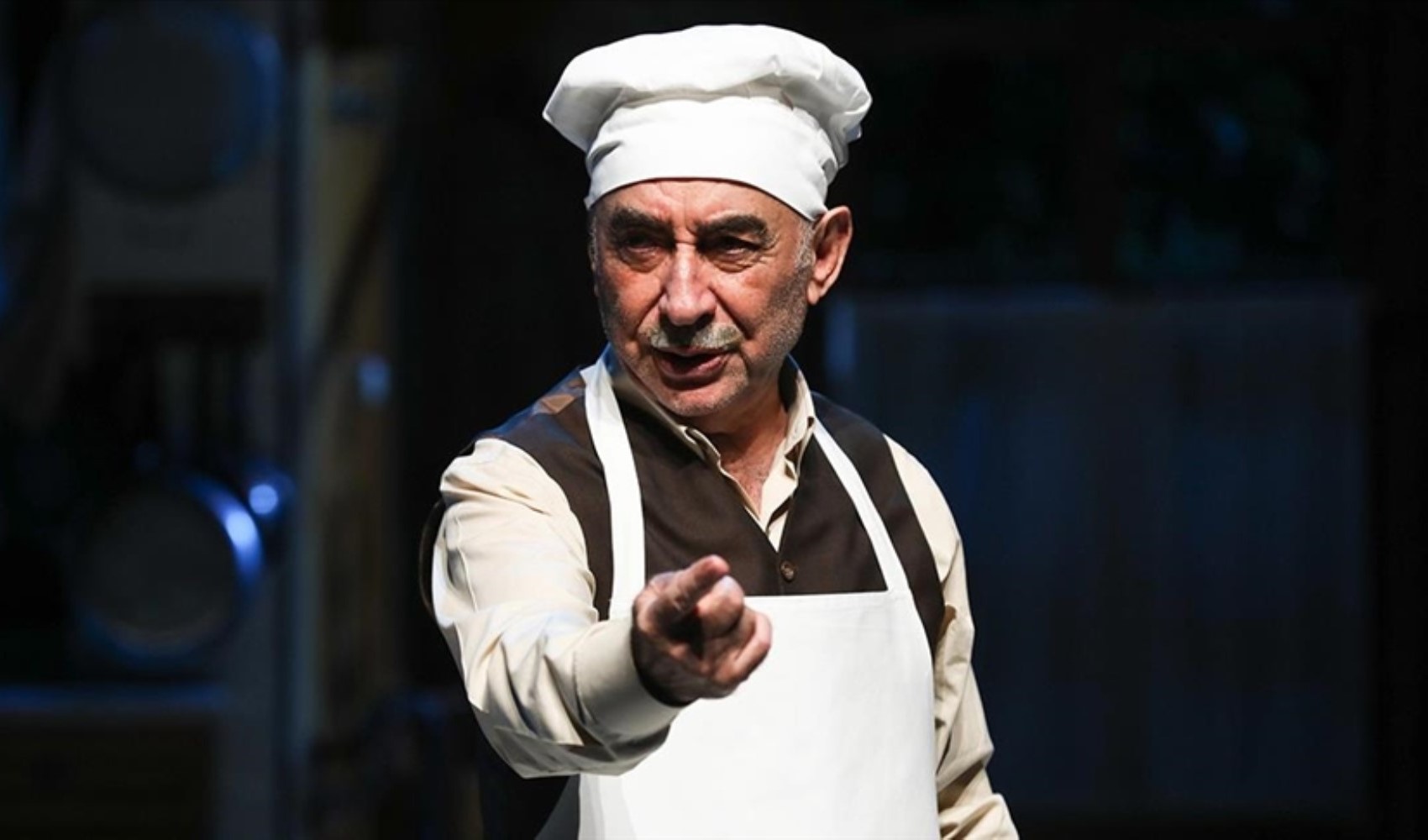 Şener Şen sahnelere veda etti