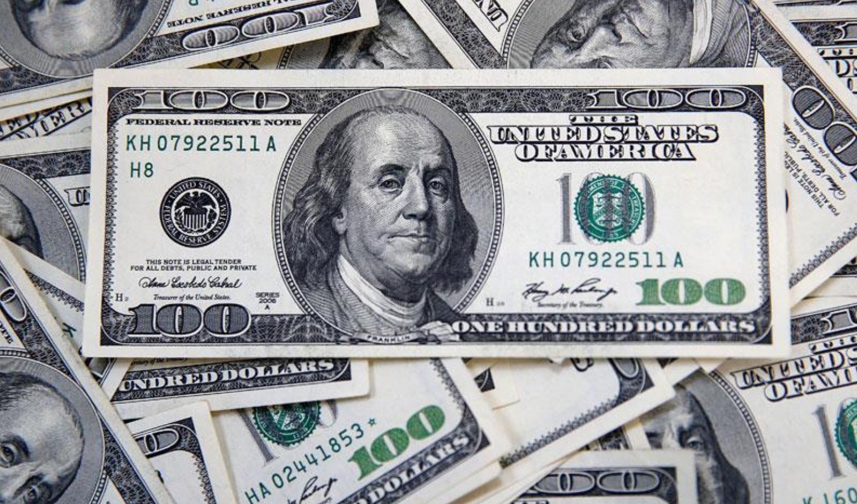 Cuma günleri Dolar/TL’de ani sıçrama: Merkez Bankası kısa vadeli sermayeye fren mi yapıyor?