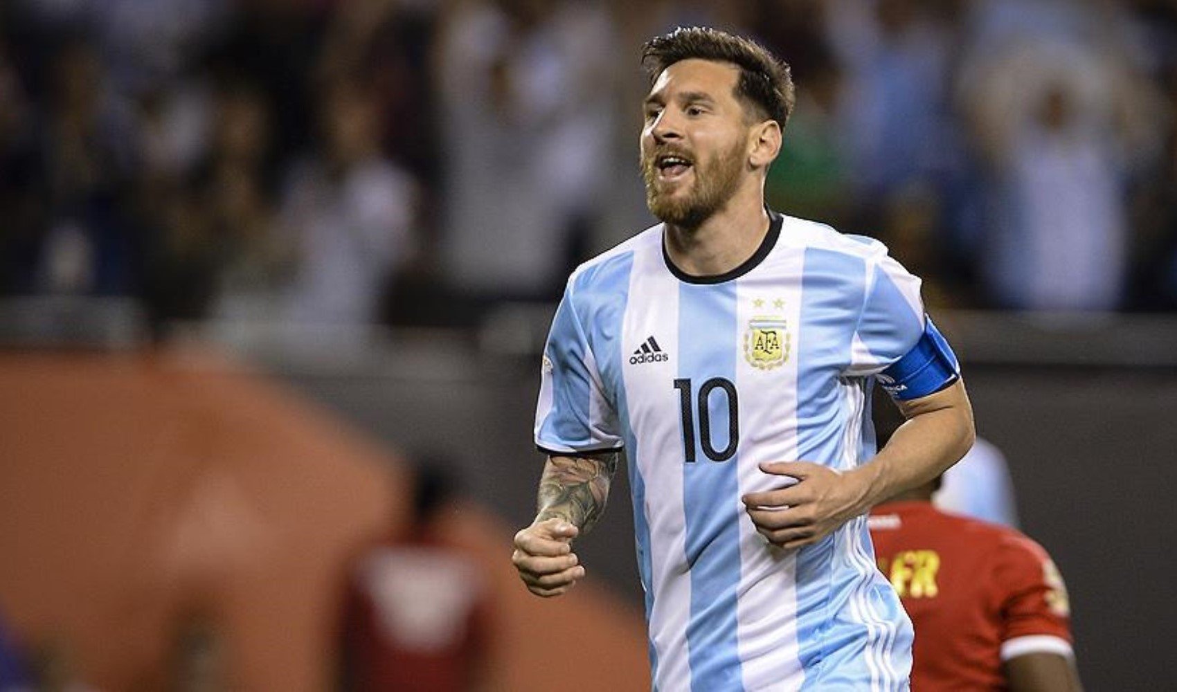 Lionel Messi'den hakeme tepki: 'Bu senin hatan'
