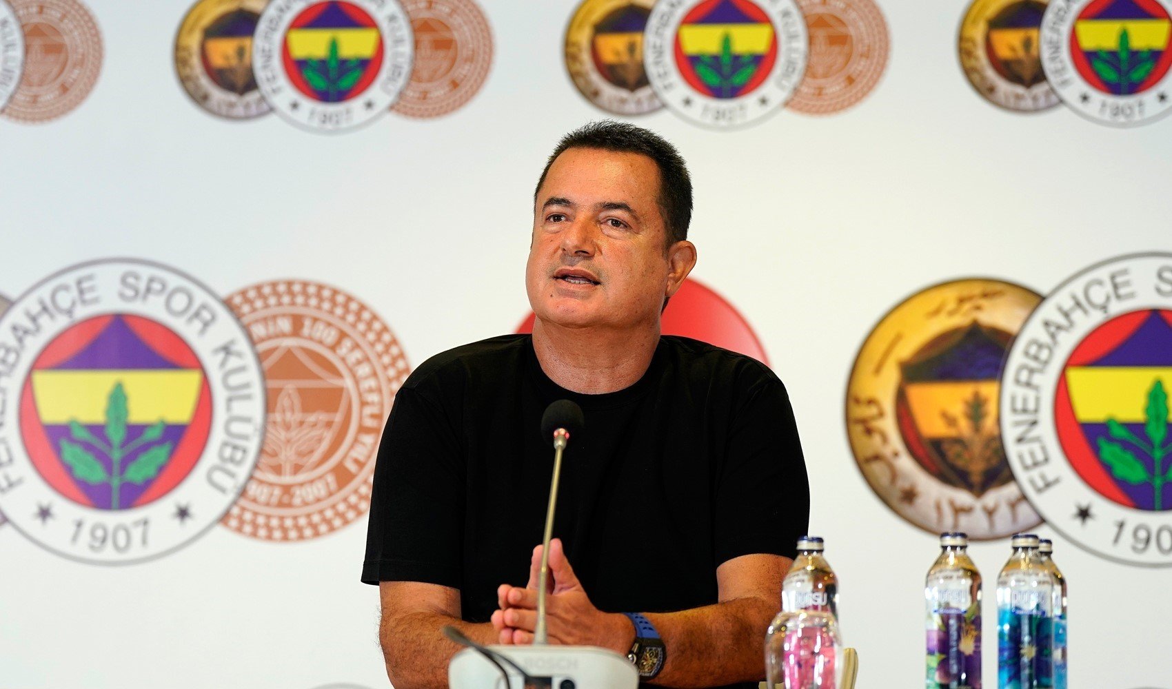 Acun Ilıcalı Fenerbahçe yönetiminden ayrıldı: Mücadele ettim