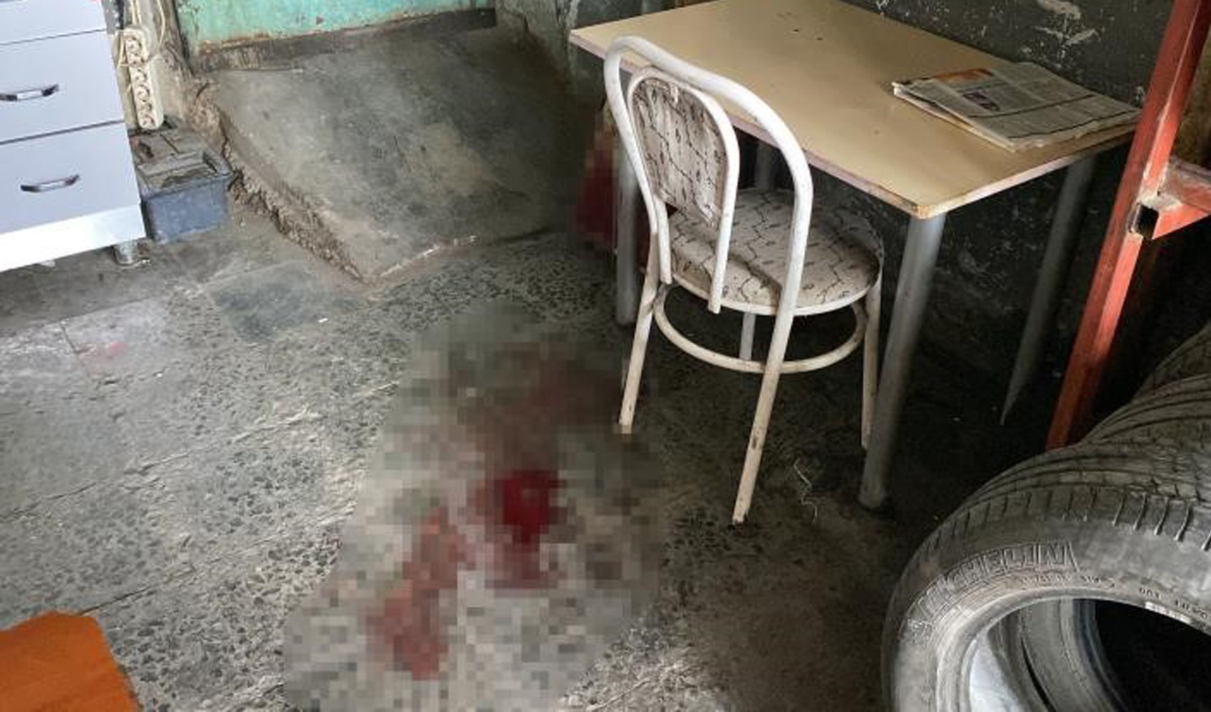 Sandalyeden düşen adam hayatını kaybetti