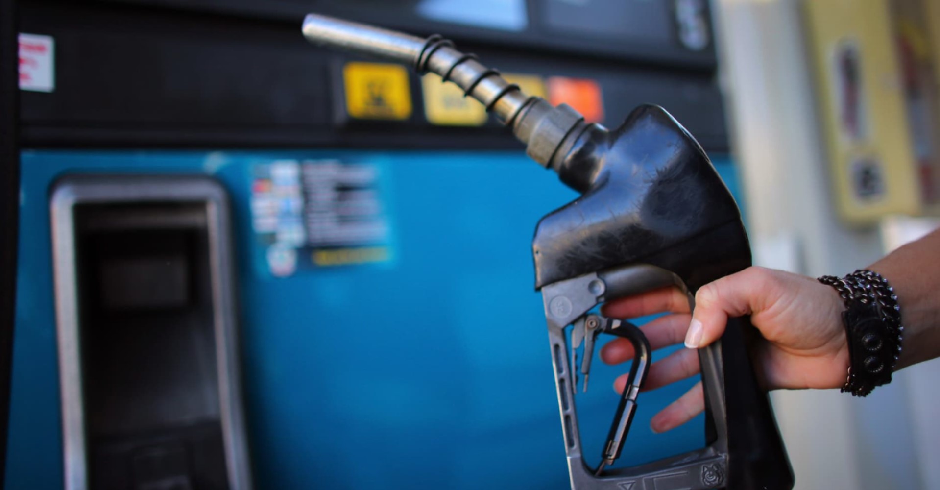 Benzine bu gece zam geliyor: Litresi 1,46 TL artacak