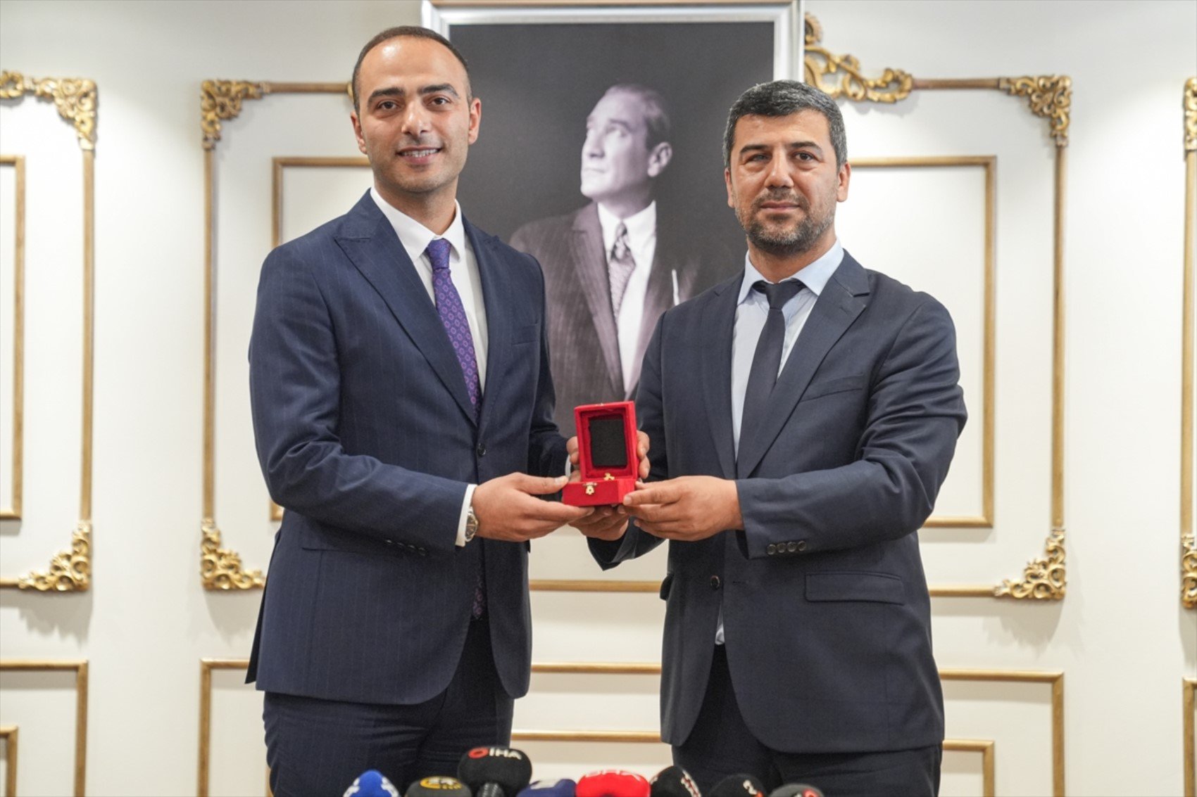 Gaziosmanpaşa’da skandal: Başkanvekili bankamatik memuru çıktı