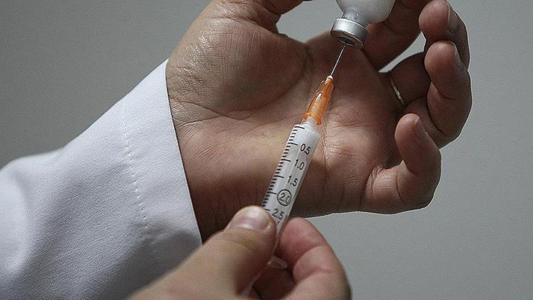 Sağlık Bakanı duyurdu: HPV aşısı 2025’te ulusal programa giriyor
