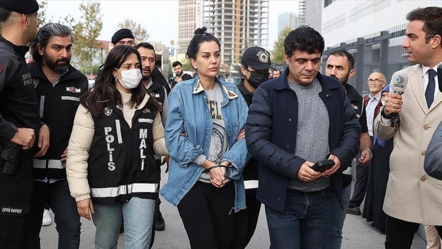 Dilan Polat psikiyatri kliniğine yatış yaptı!