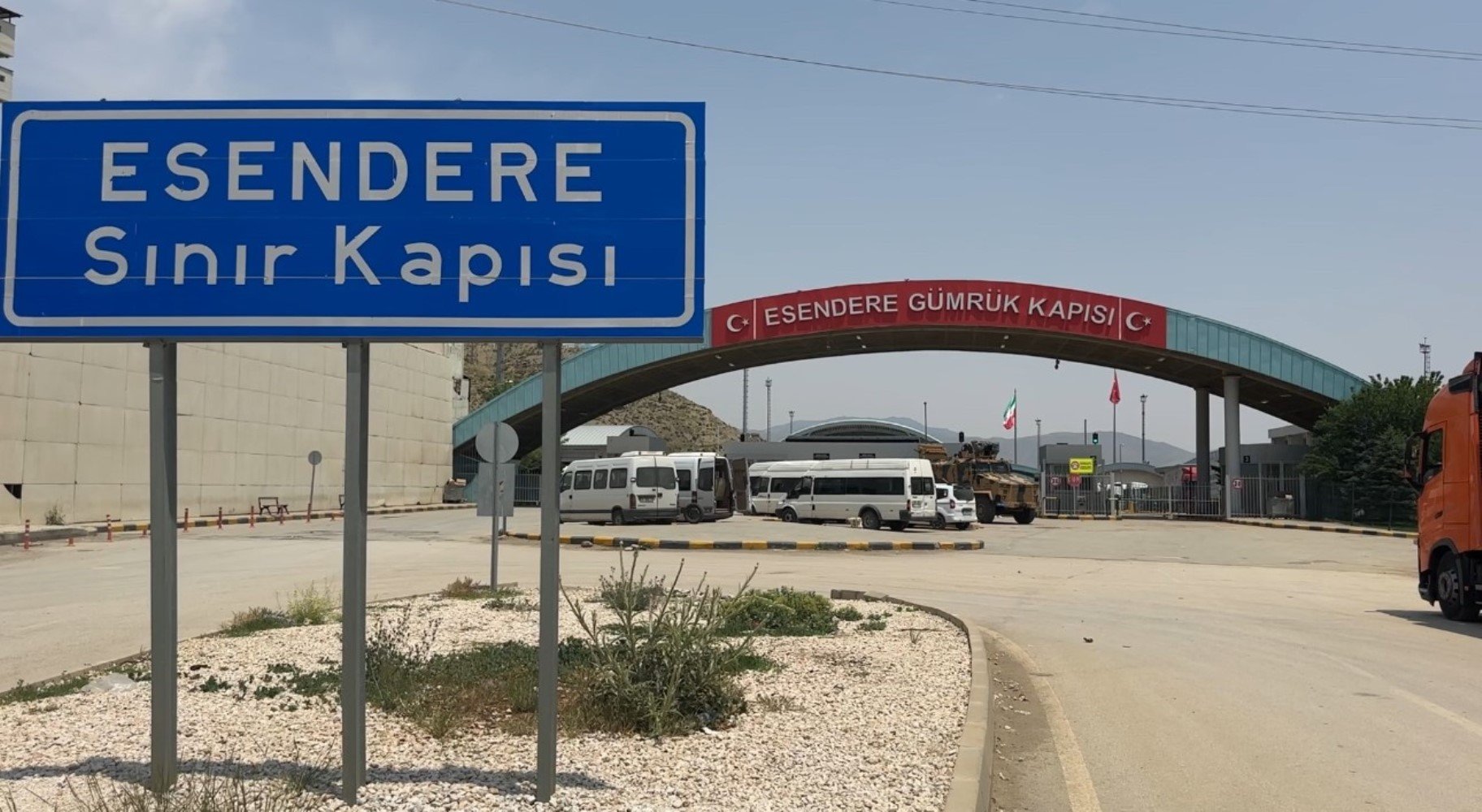 Türk vatandaşları İran'dan Türkiye’ye dönüyor! Sınır kapılarında hareketlilik