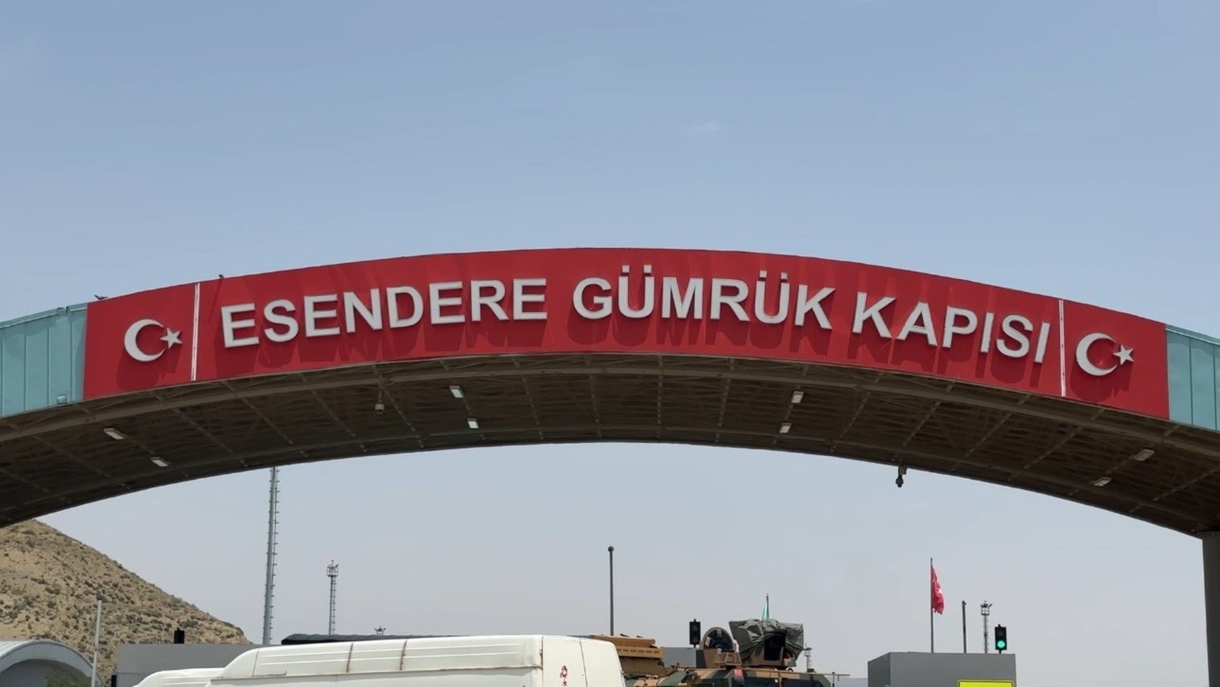 Türk vatandaşları İran'dan Türkiye’ye dönüyor! Sınır kapılarında hareketlilik