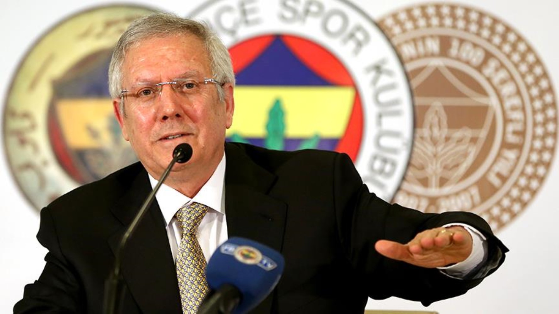 Aziz Yıldırım kongre üyeleriyle bir araya geldi: Adaylık için net mesaj