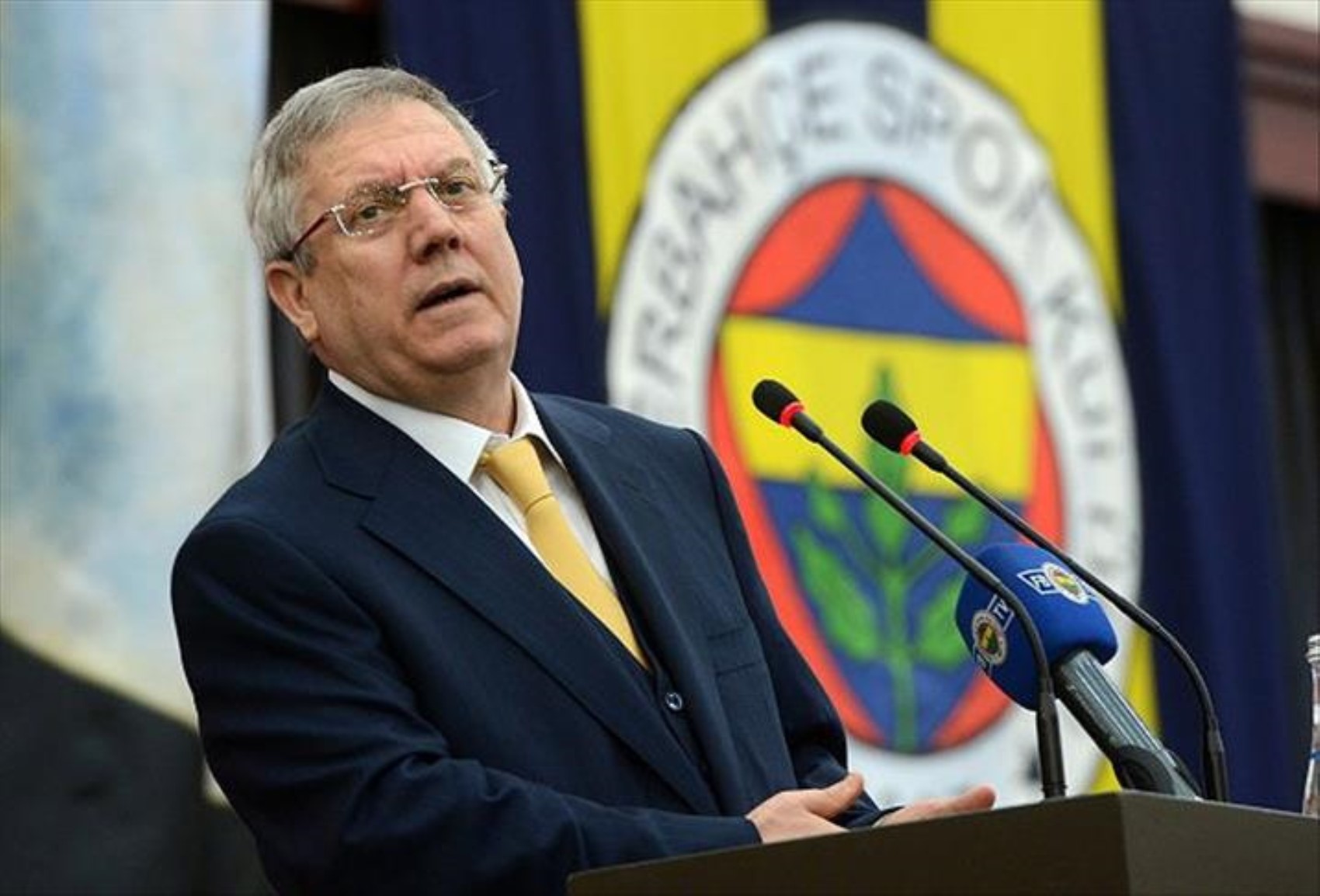 Aziz Yıldırım kongre üyeleriyle bir araya geldi: Adaylık için net mesaj