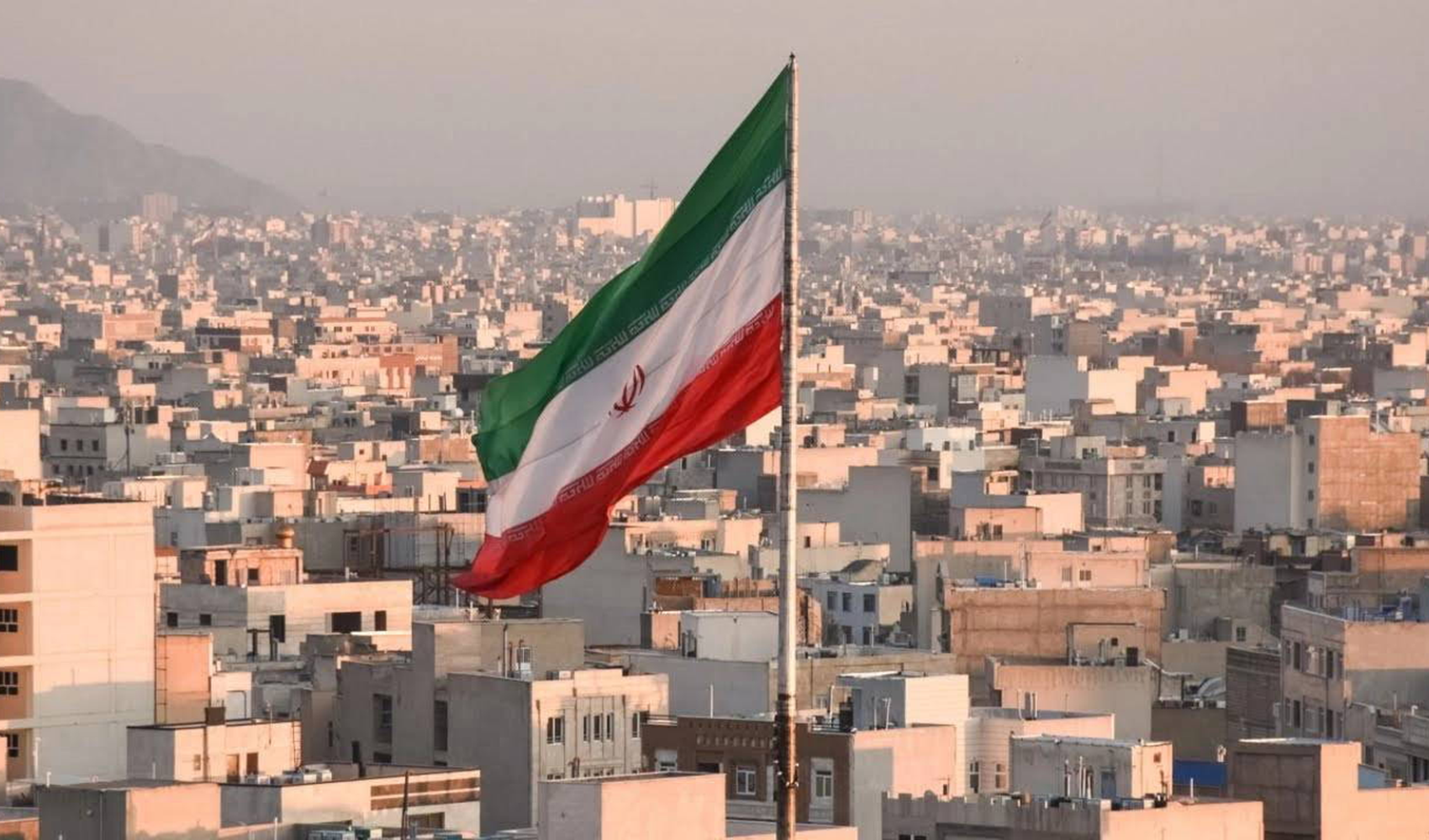 124507863-iran-israile-destek-veren-ulkeleri-uyardi-mesru-hedef-olursunuz_1.jpg