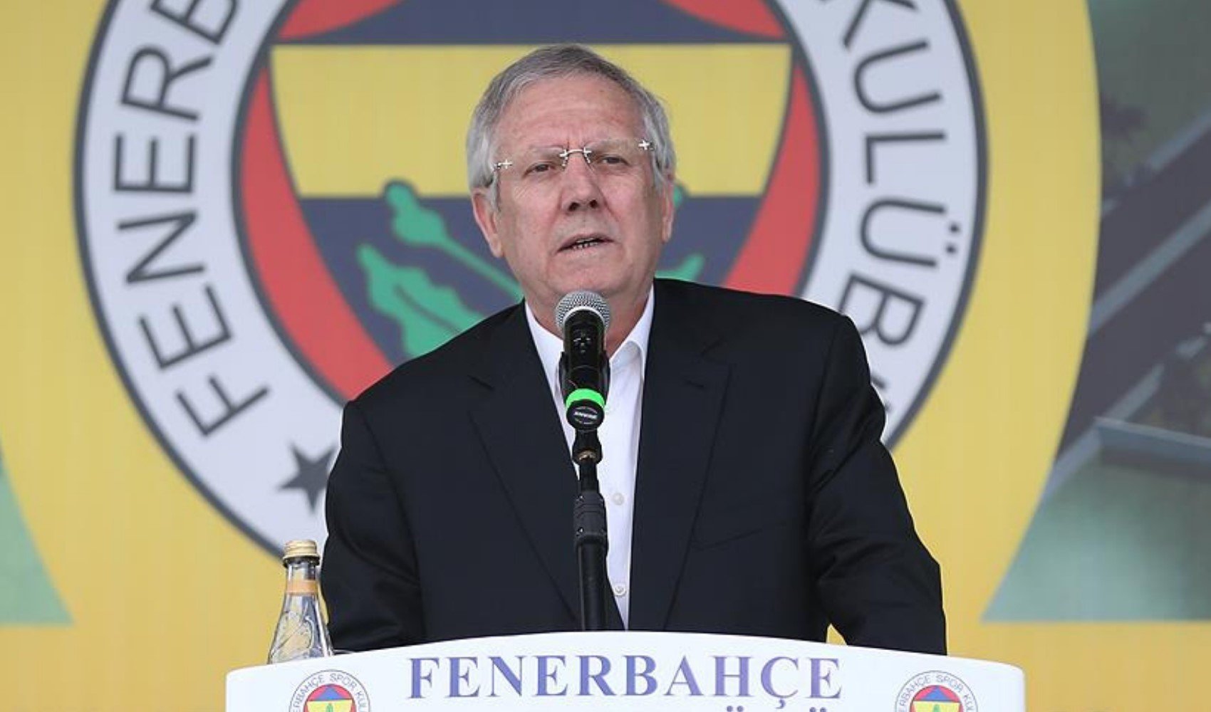 Aziz Yıldırım kongre üyeleriyle bir araya geldi Aziz Yıldırım kongre üyeleriyle bir araya geldi