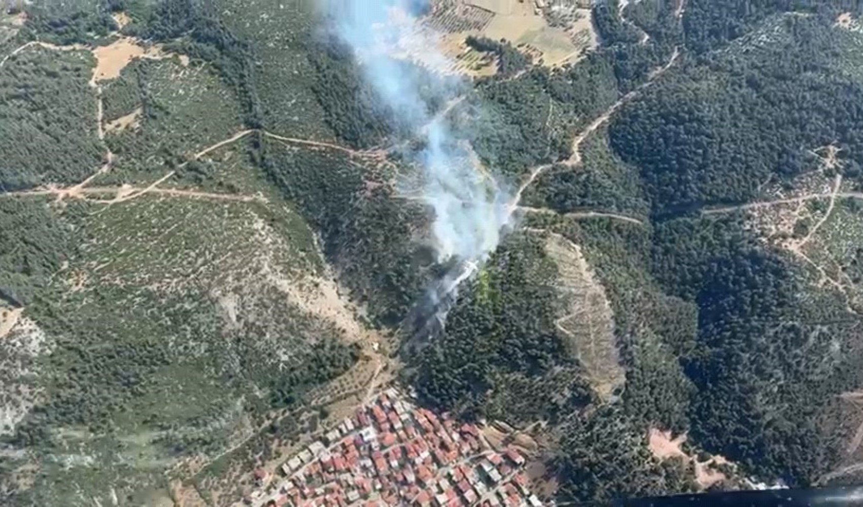 Manisa Soma’da ikinci orman yangını: Müdahale sürüyor Manisa Soma’da ikinci orman yangını: Müdahale sürüyor