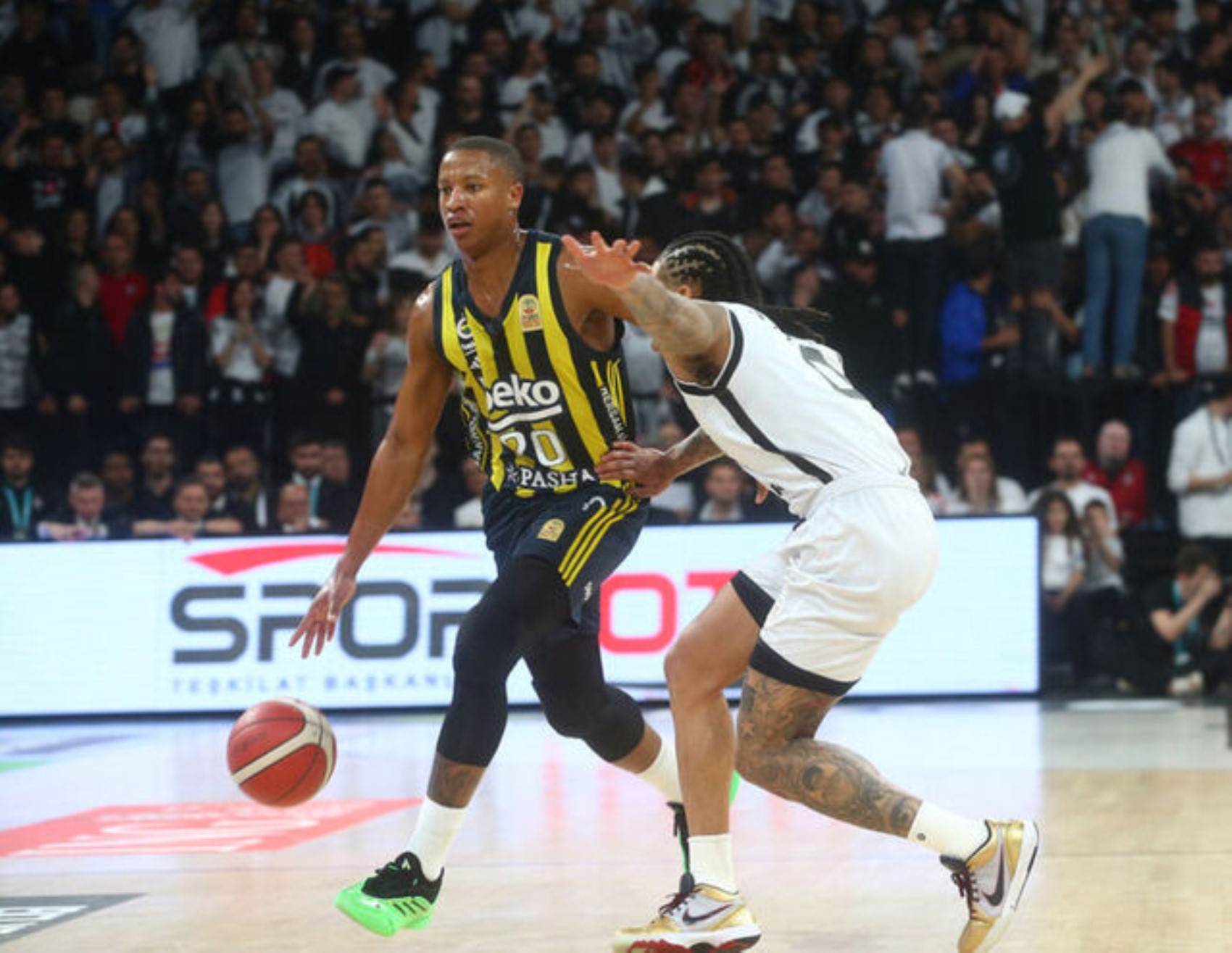 Finalin adı belli oldu! Fenerbahçe Beko - Beşiktaş Fibabanka maçı ne zaman?
