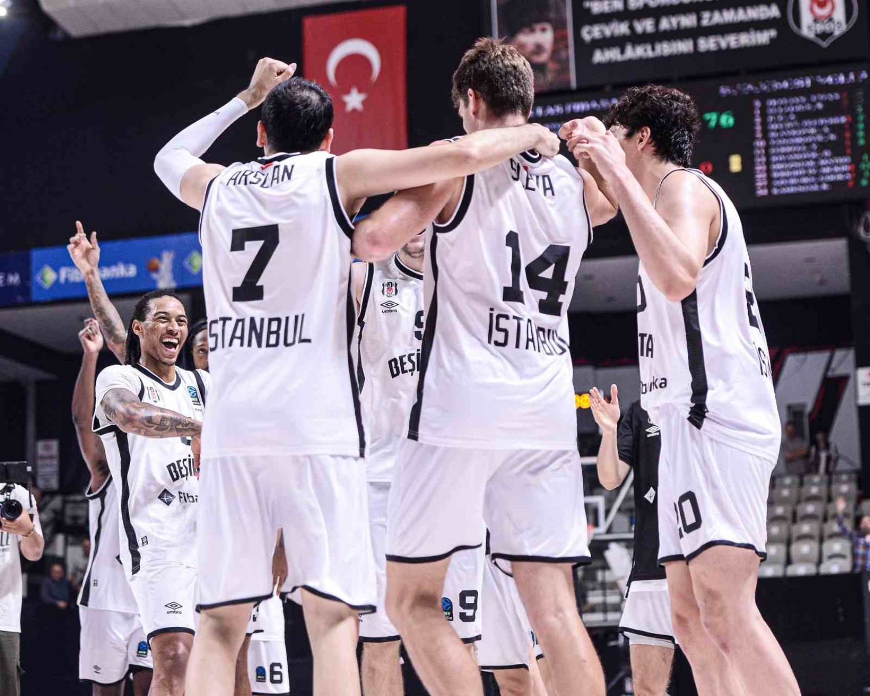 Finalin adı belli oldu! Fenerbahçe Beko - Beşiktaş Fibabanka maçı ne zaman?