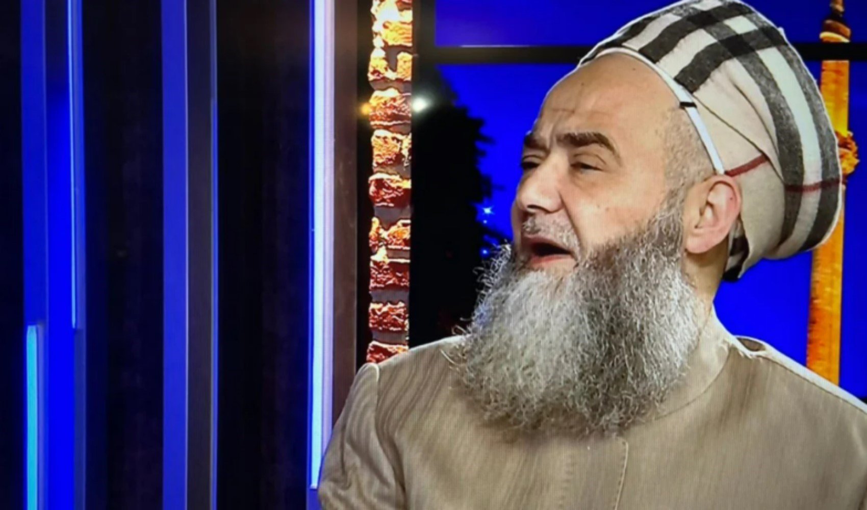 Cübbeli Ahmet, kayısıları vuran don olayını zinaya bağladı