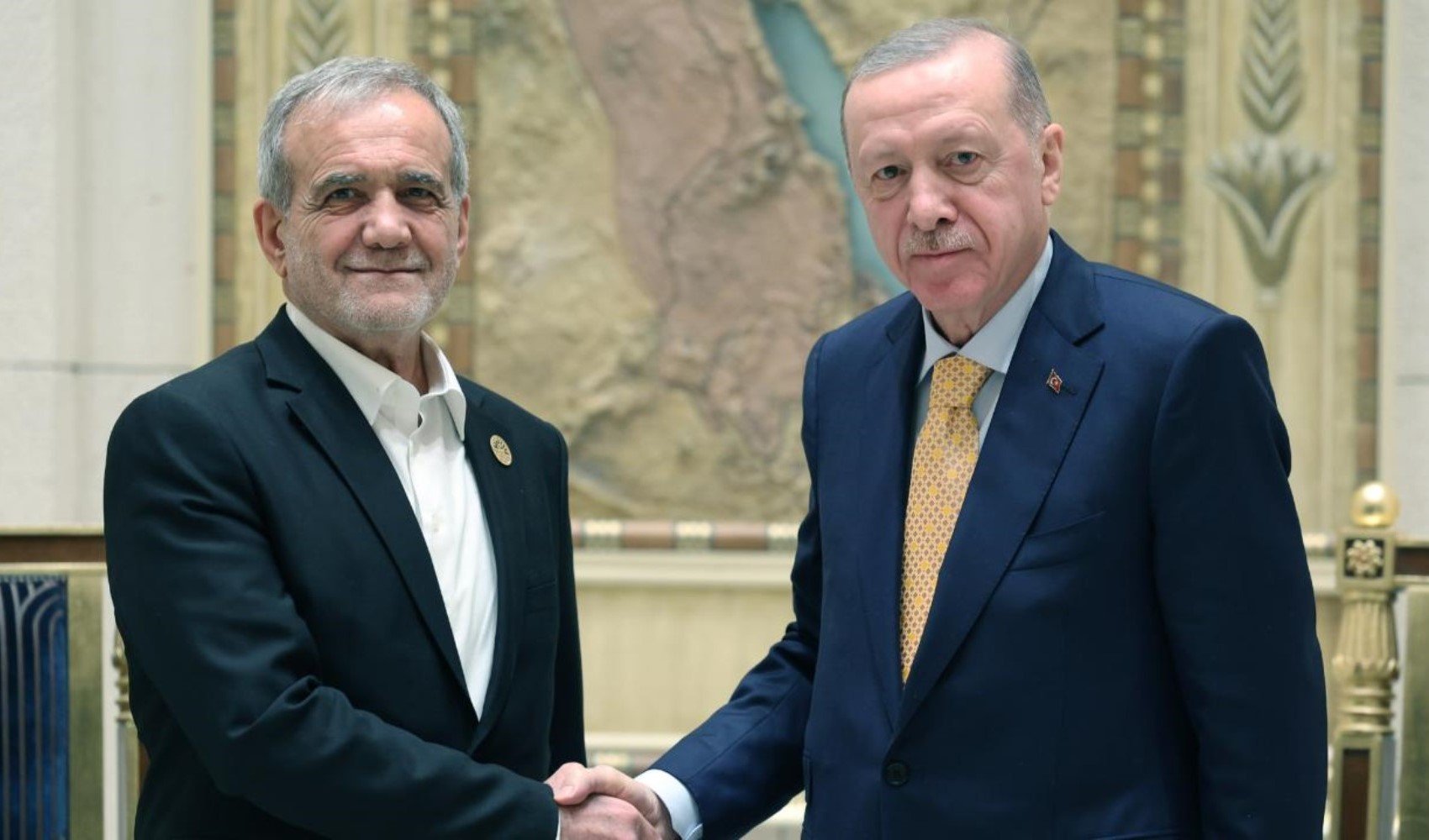 Cumhurbaşkanı Erdoğan ve Pezeşkiyan ikinci kez görüştü