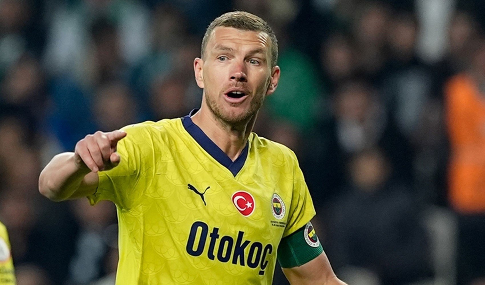 Edin Dzeko'dan 2 yıllık anlaşma! İşte yeni takımı ve maaşı