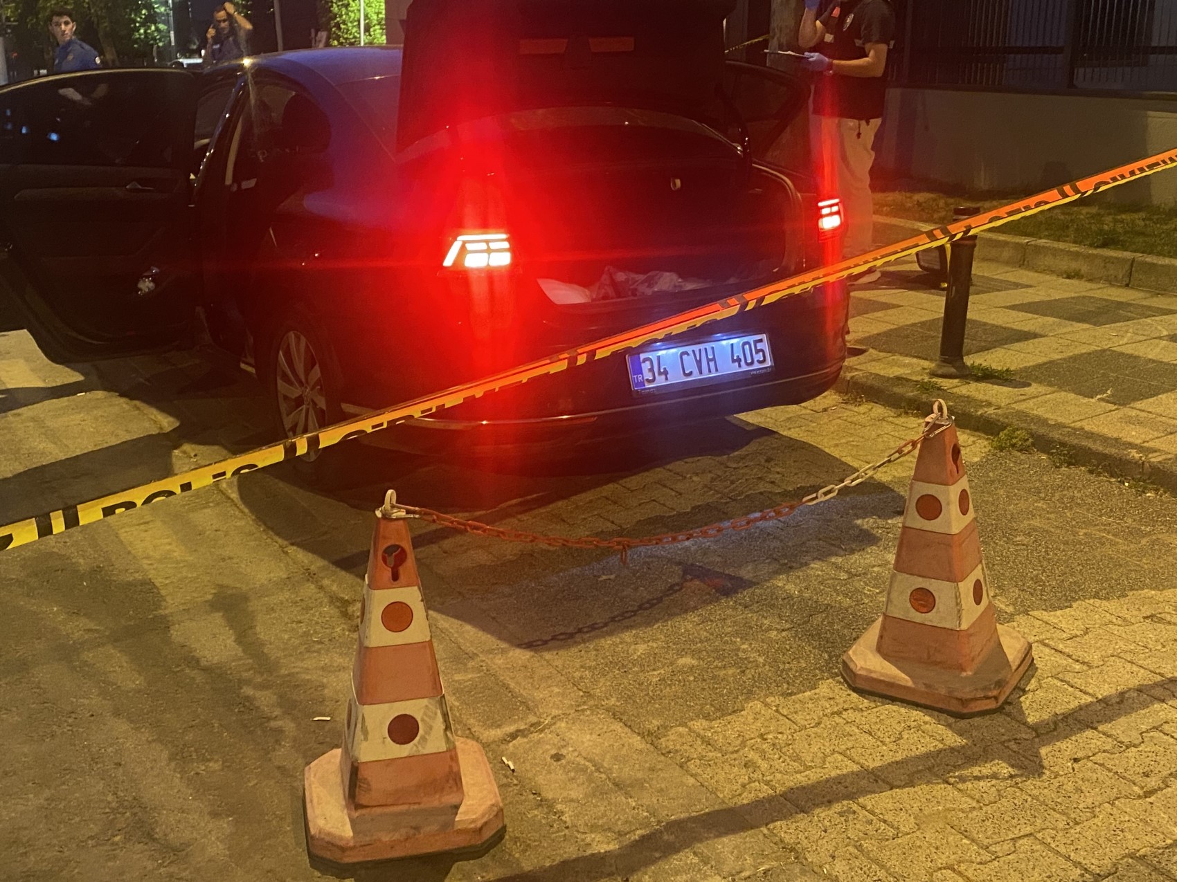 Dilan Polat’ın korumasına hastane önünde silahlı saldırı! Avukatlarından açıklama geldi