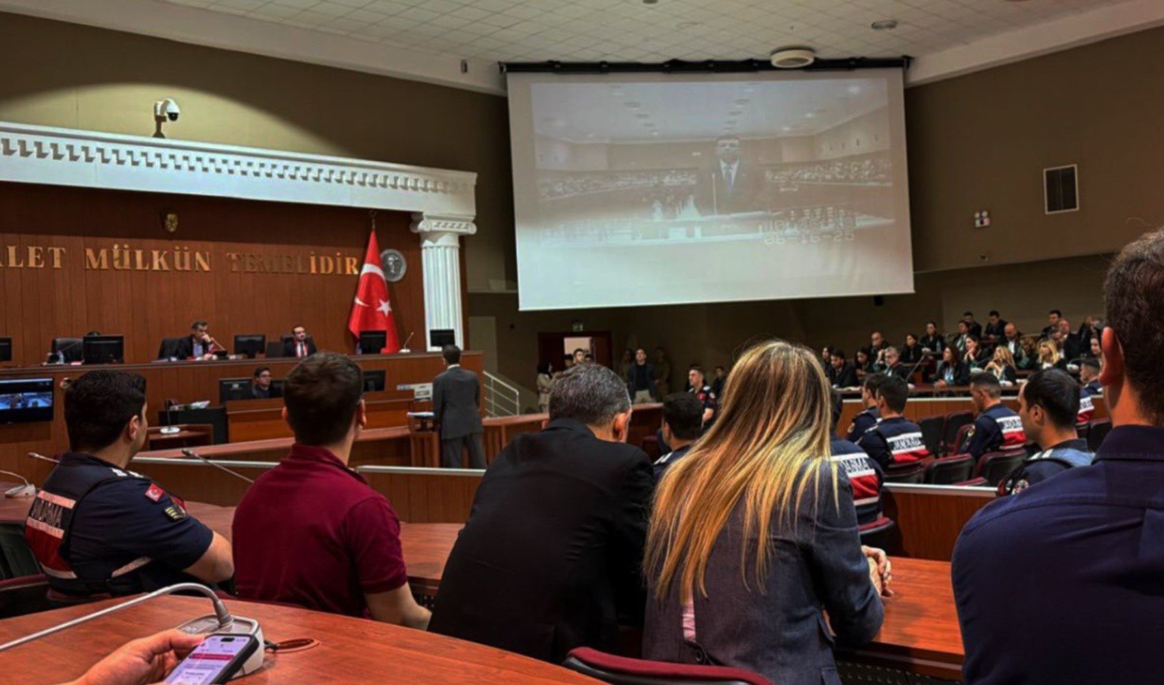 Görüntü krizi! İmamoğlu duruşmasında kayıt alanlara soruşturma