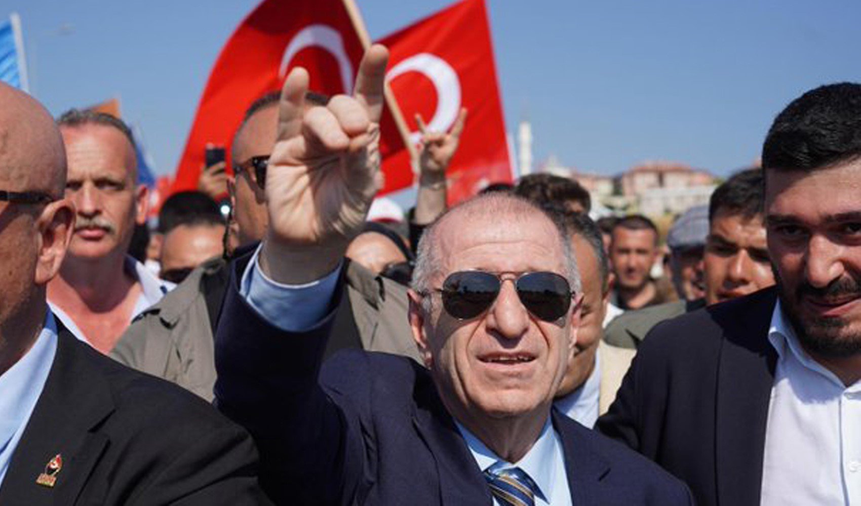 Ümit Özdağ sosyal medya hesabından çağrıda bulundu: Bu akşam buluşacağız