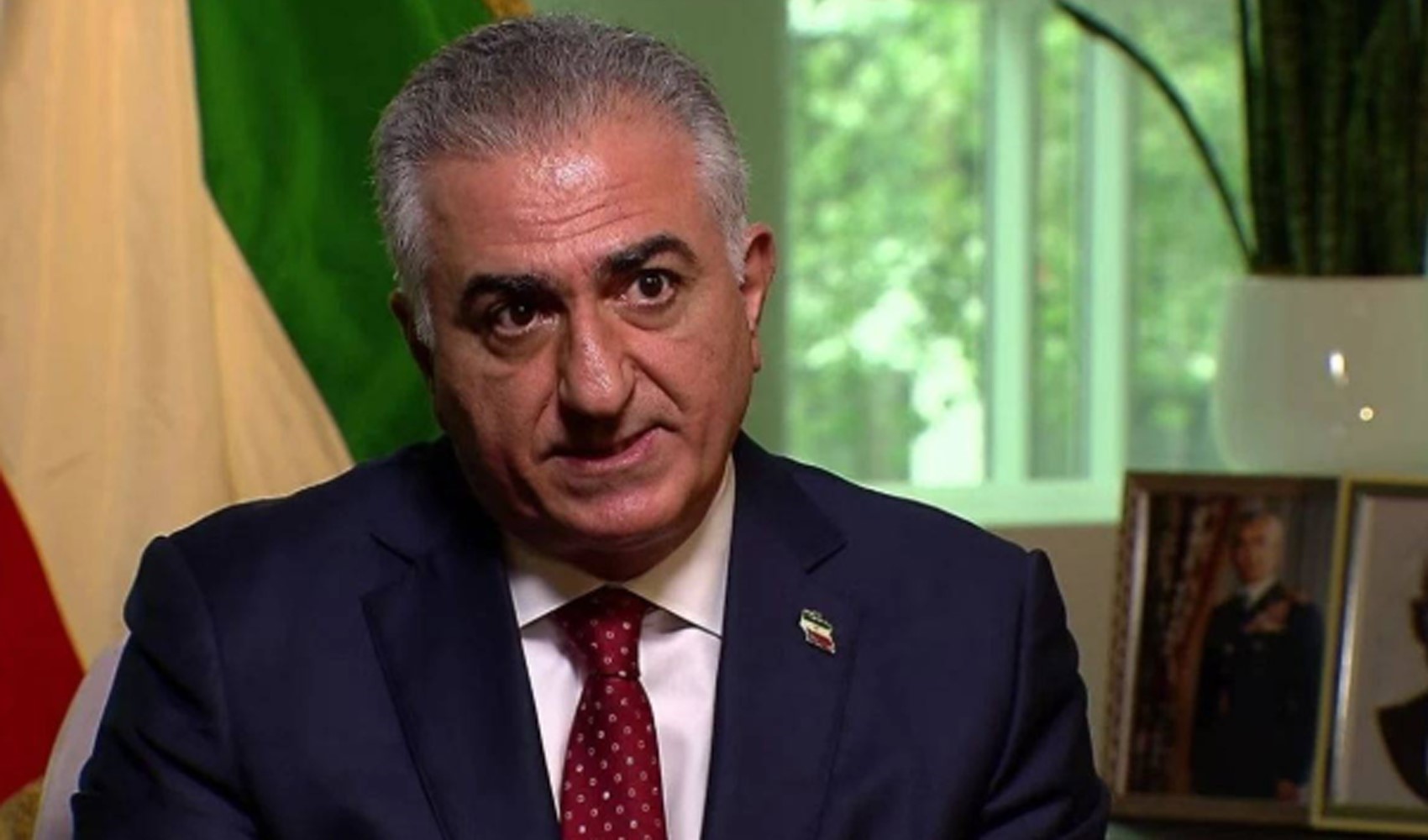 Şah'ın ABD'de sürgünde olan oğlundan ayaklanma çağrısı: İran'ı geri alma zamanı