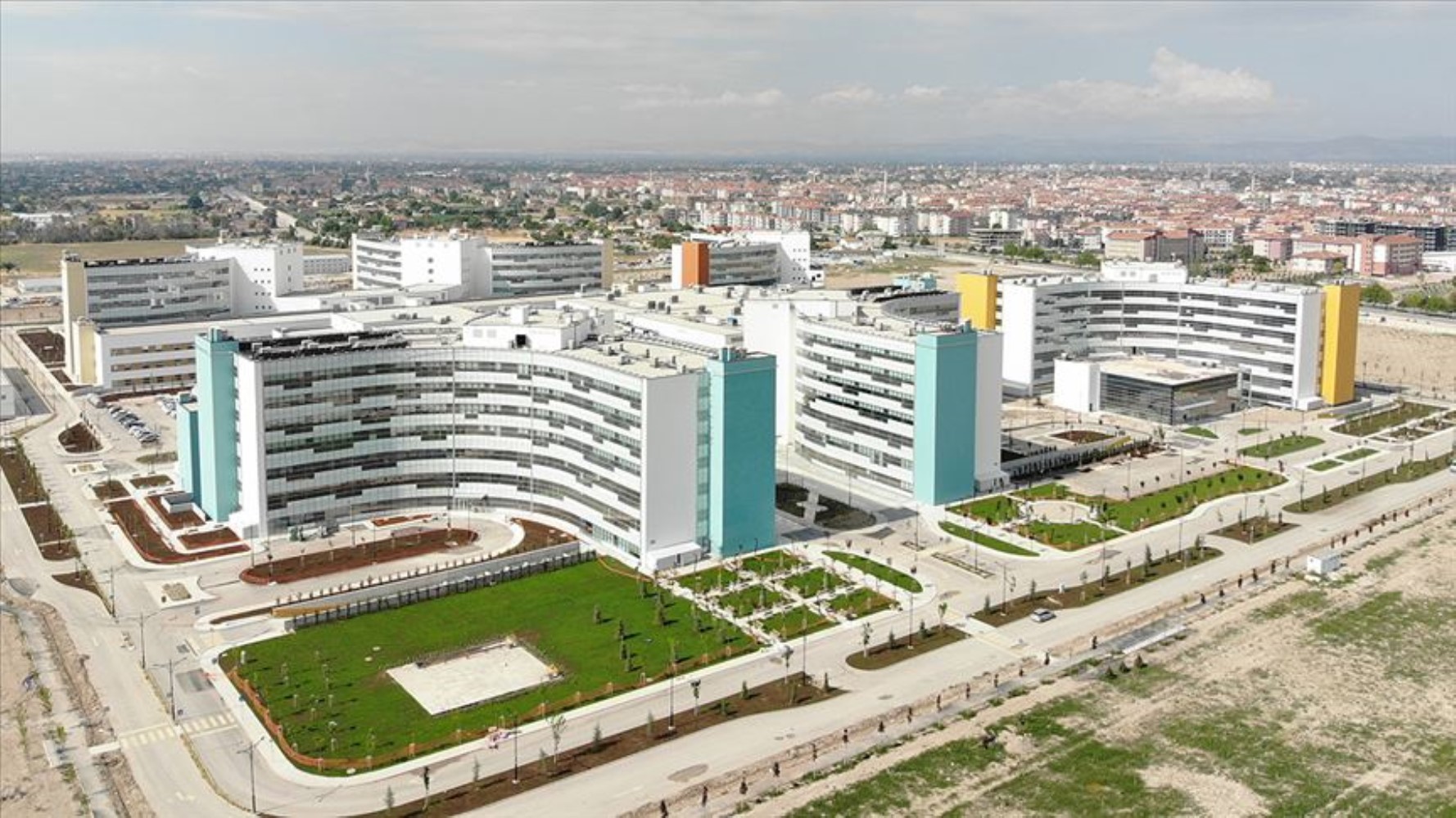'100 yılın projesiydi'... AKP'de şehir hastaneleri pişmanlığı: 'Milletin başına bela oldu'