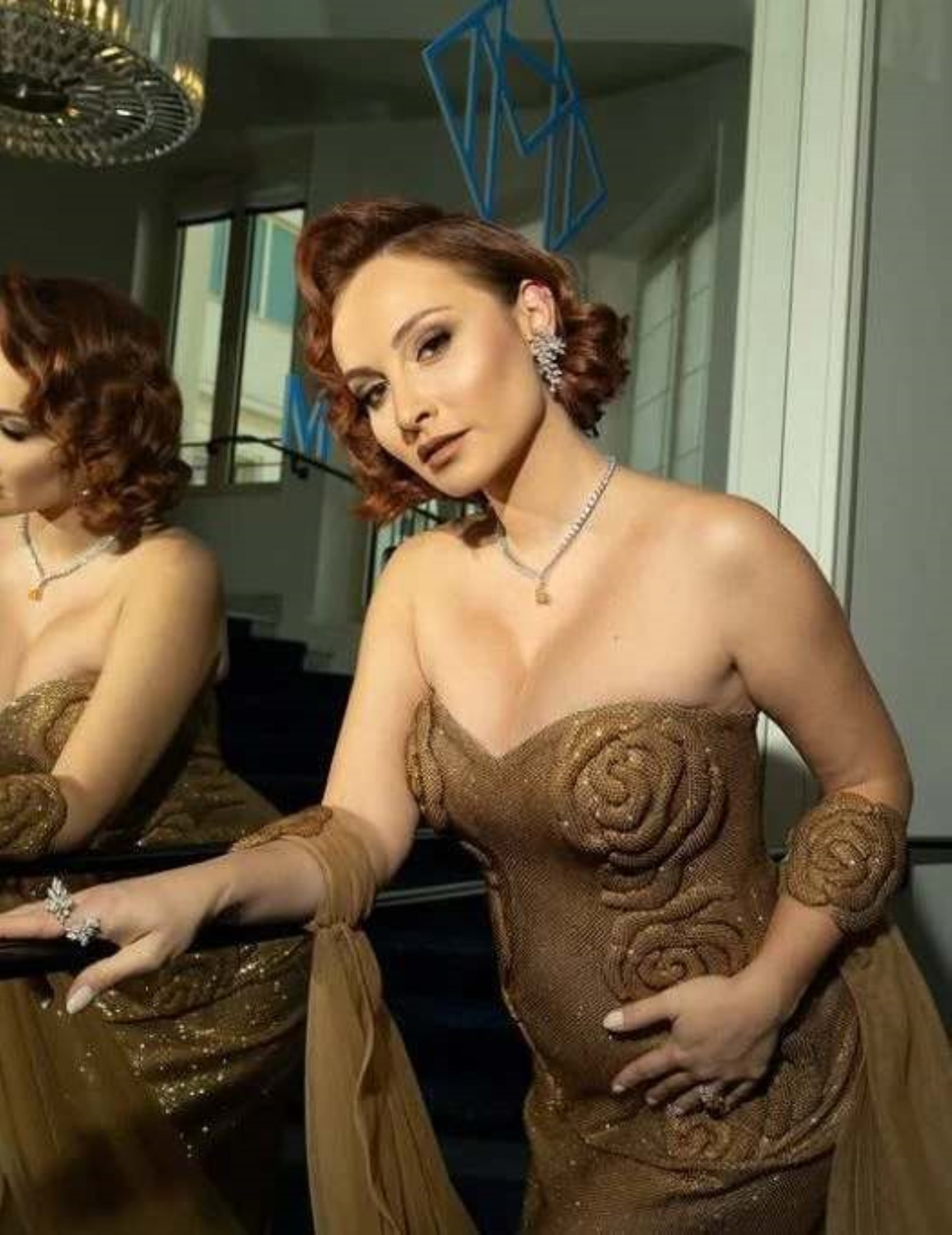 Oyuncu Başak Gümülcinelioğlu bebeğinin cinsiyeti açıkladı
