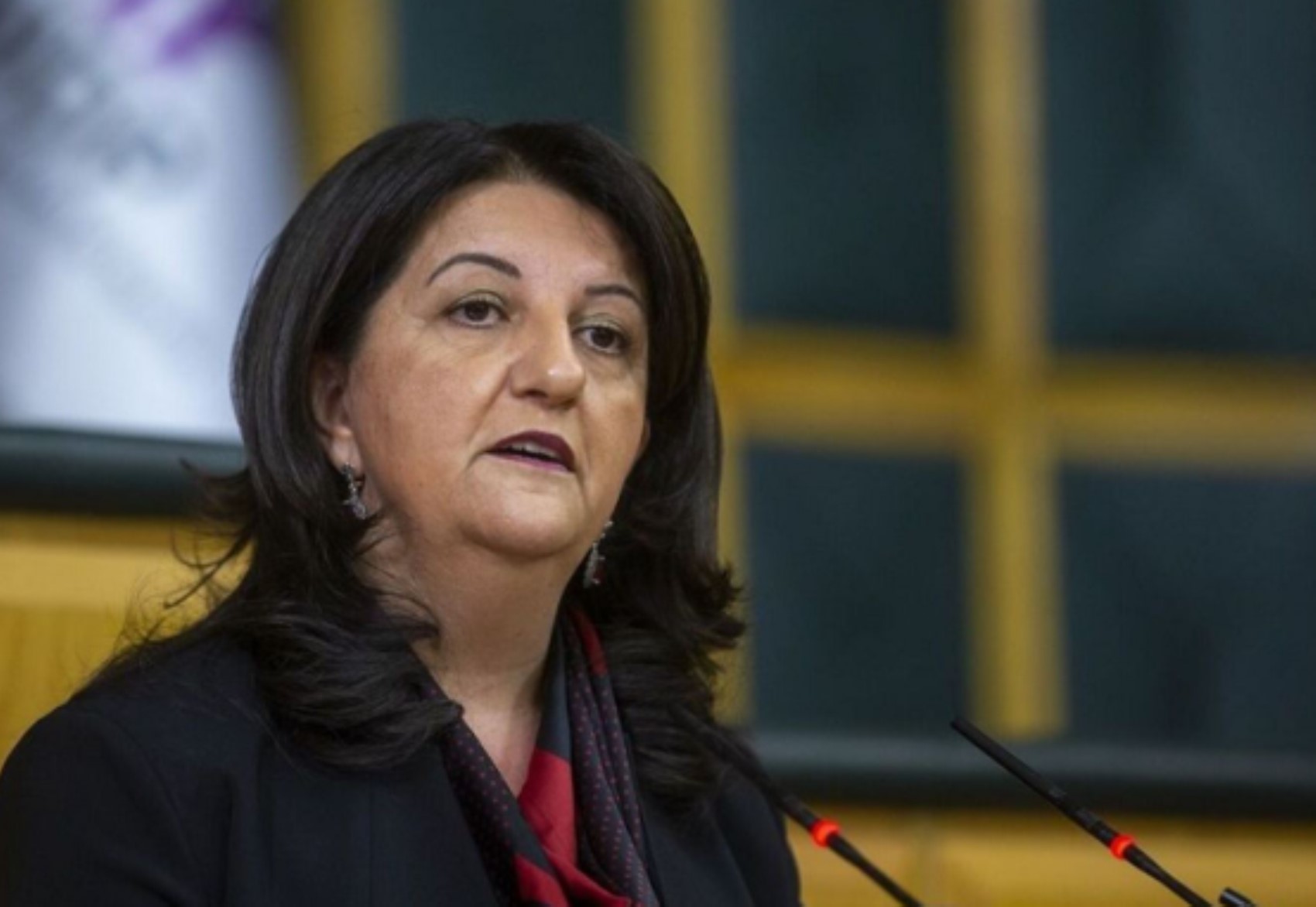 Roma'da kaza geçirmişti! Pervin Buldan'a terör örgütü elebaşı Öcalan'dan tepki iddiası! 'Çok safsın'