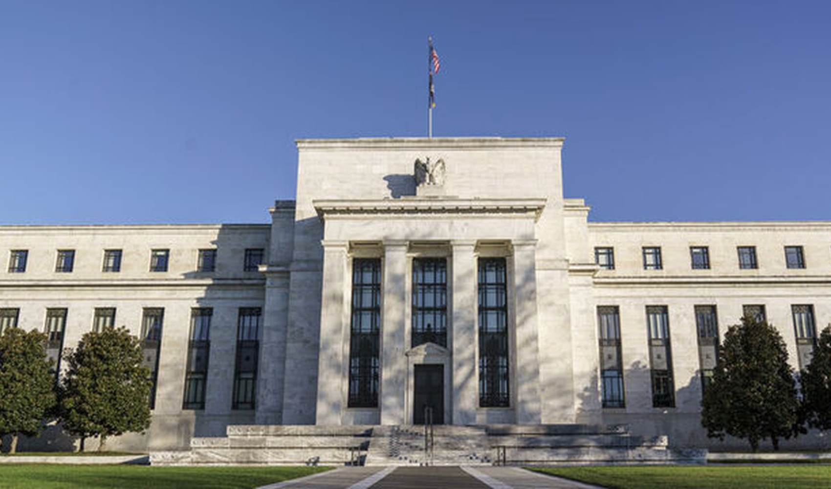Fed faiz oranlarını sabit tuttu