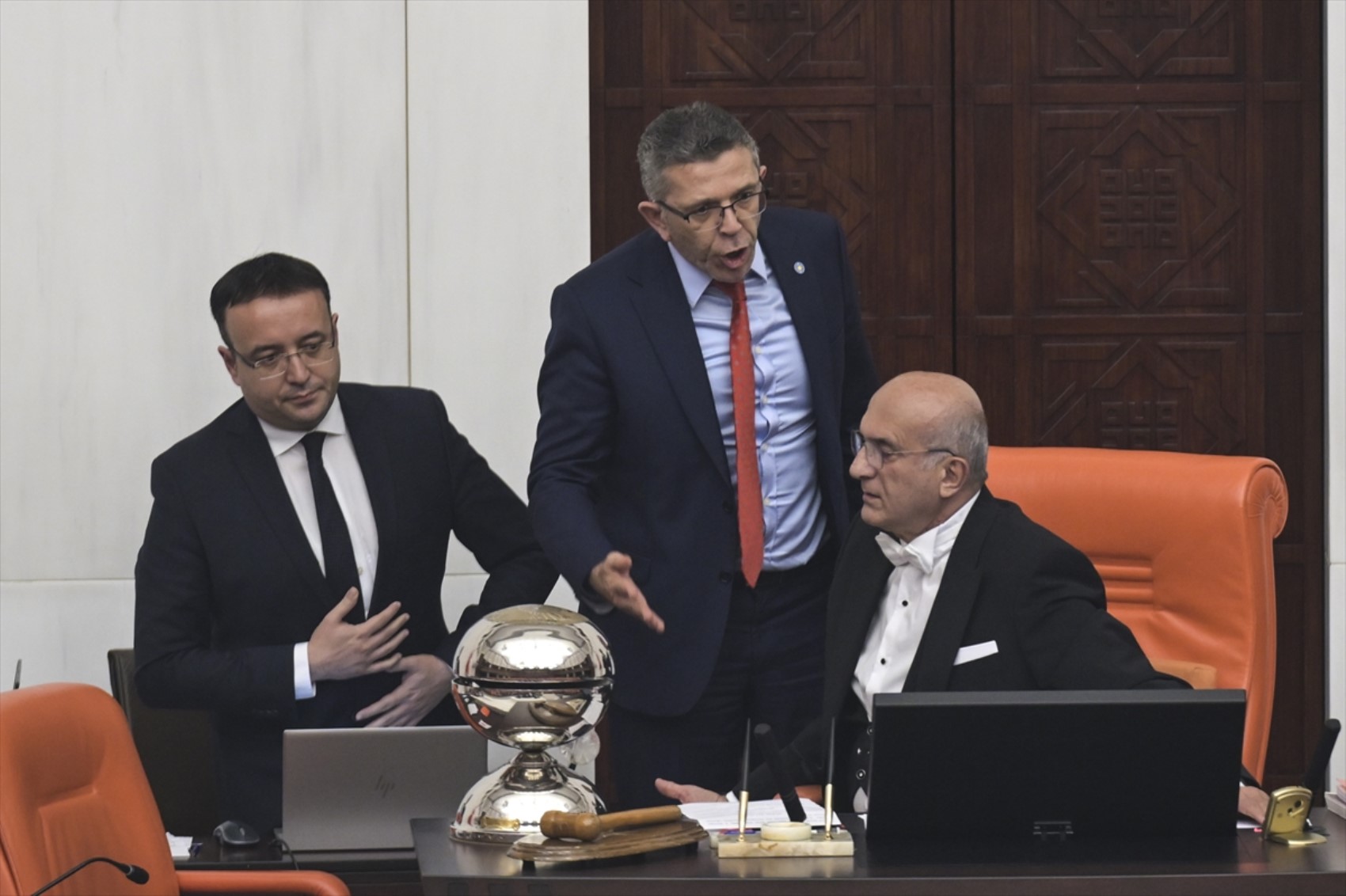 TBMM'de 'Talat Paşa' gerginliği: DEM Partili vekilin sözleri tansiyonu yükseltti!