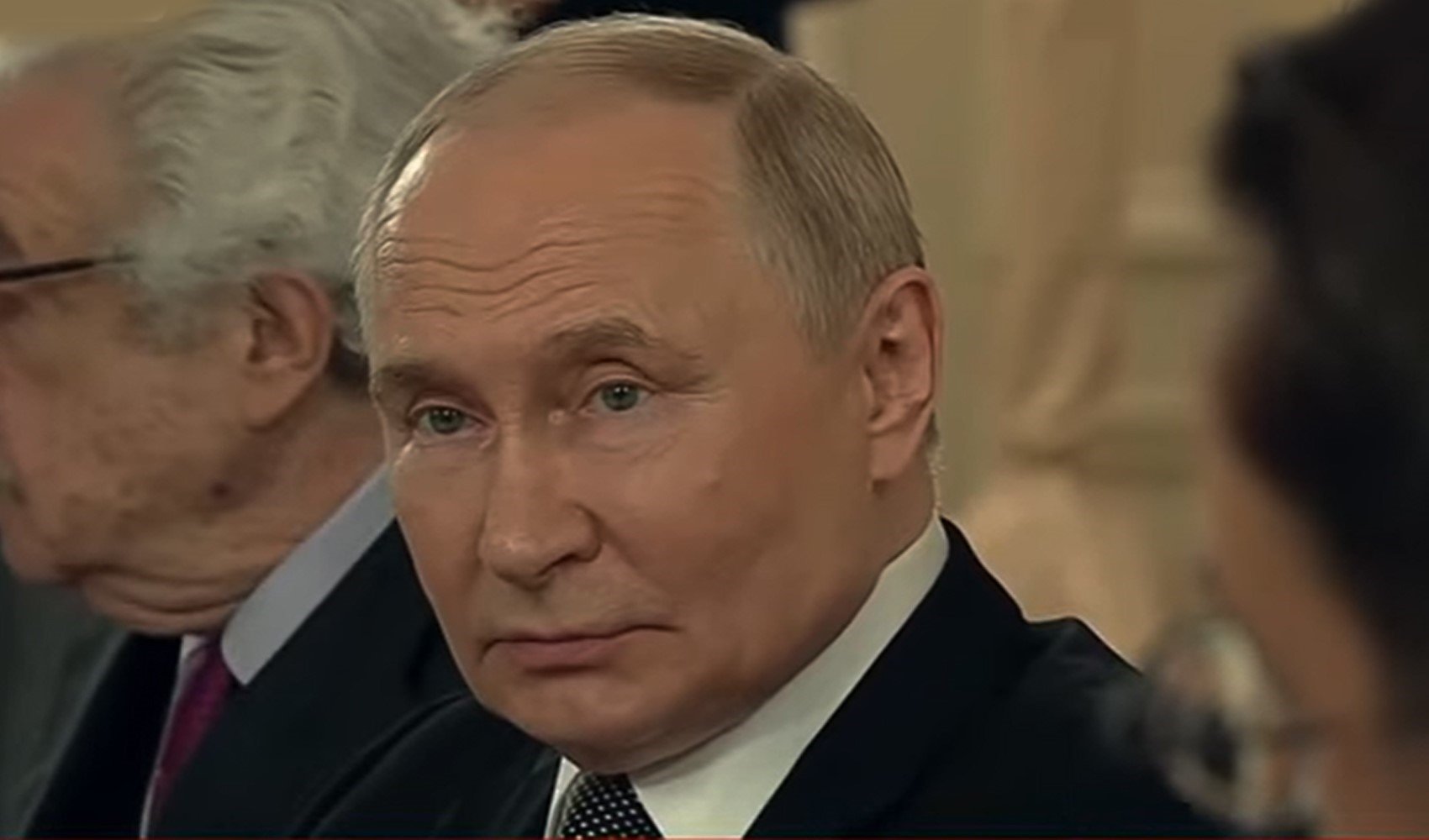 Rusya Devlet Başkanı Putin: İran barışçıl nükleer enerjiye sahip olabilir