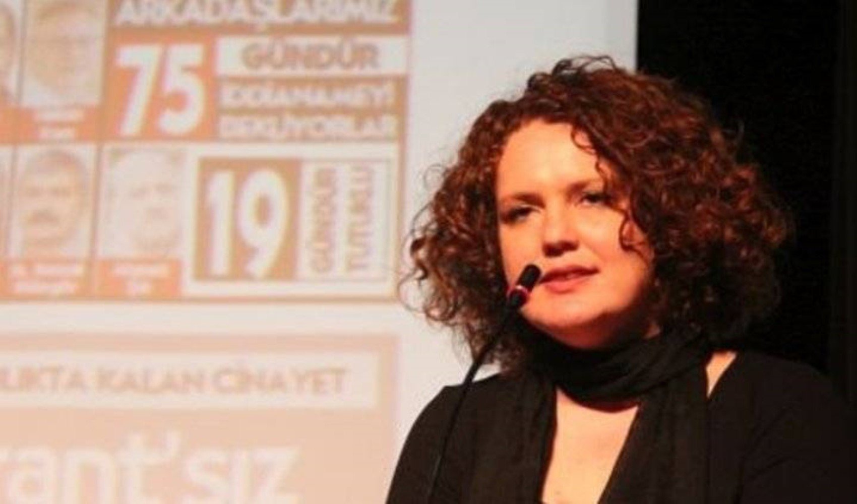 Gazeteci Elif Akgül tahliye edildi
