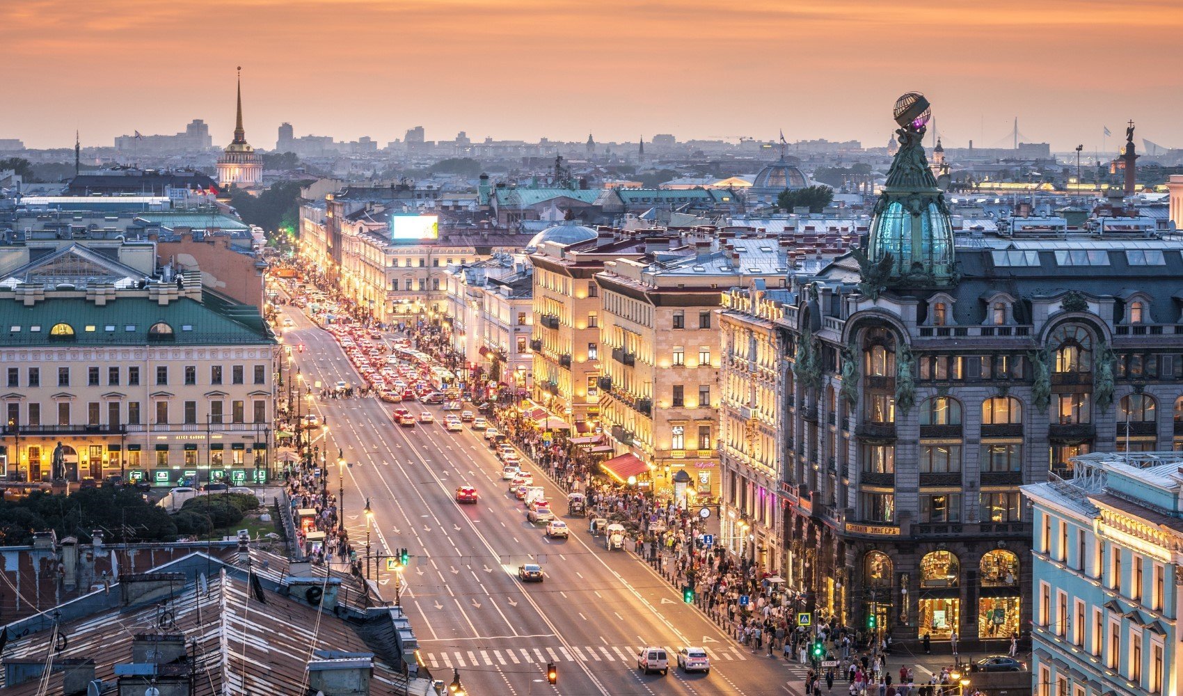 St. Petersburg: Vizesiz, direkt ve sanat dolu bir kaçamak