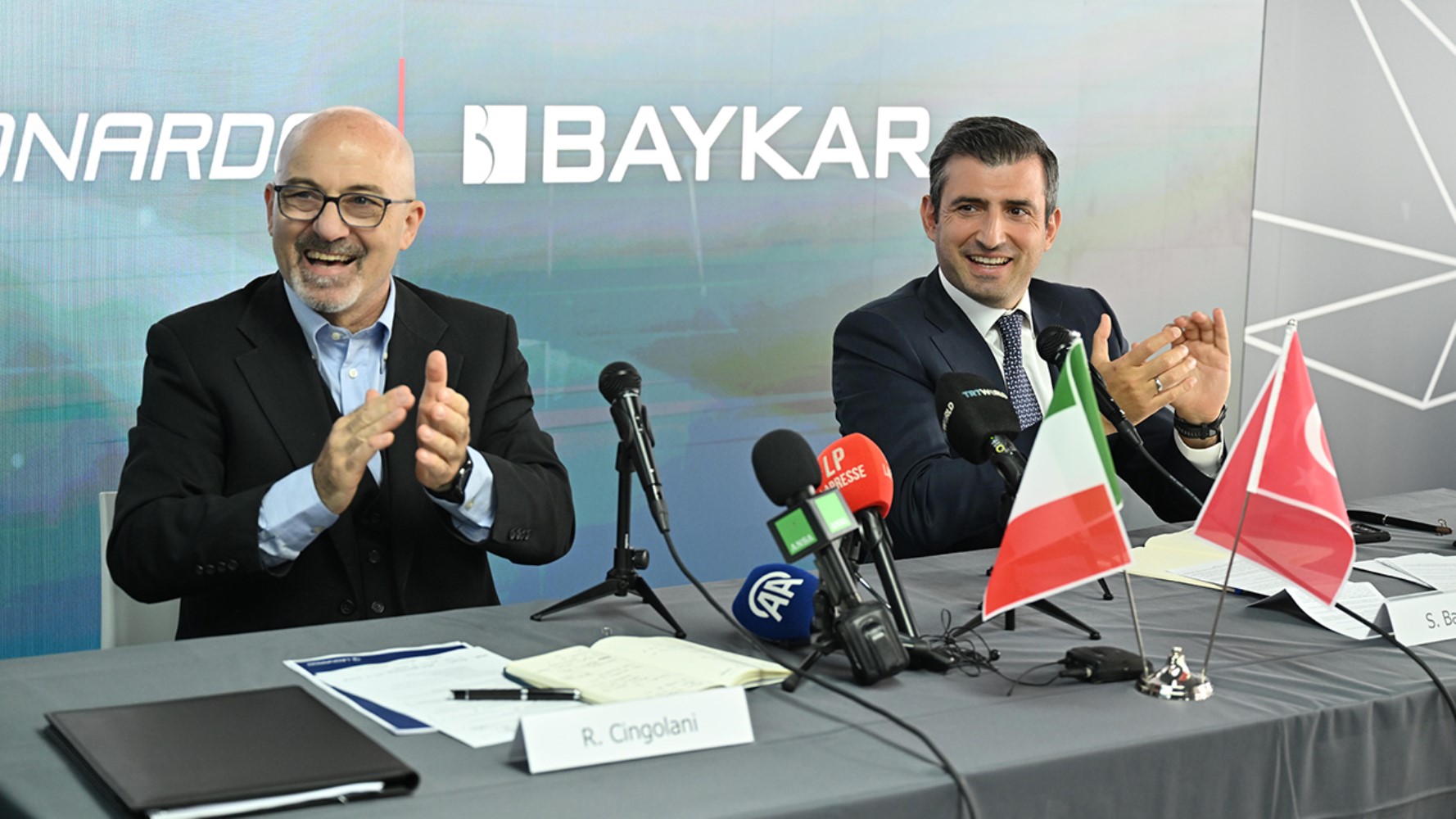 Baykar ve Leonardo ortaklığına tepki gösteren öğrenciler gözaltına alındı