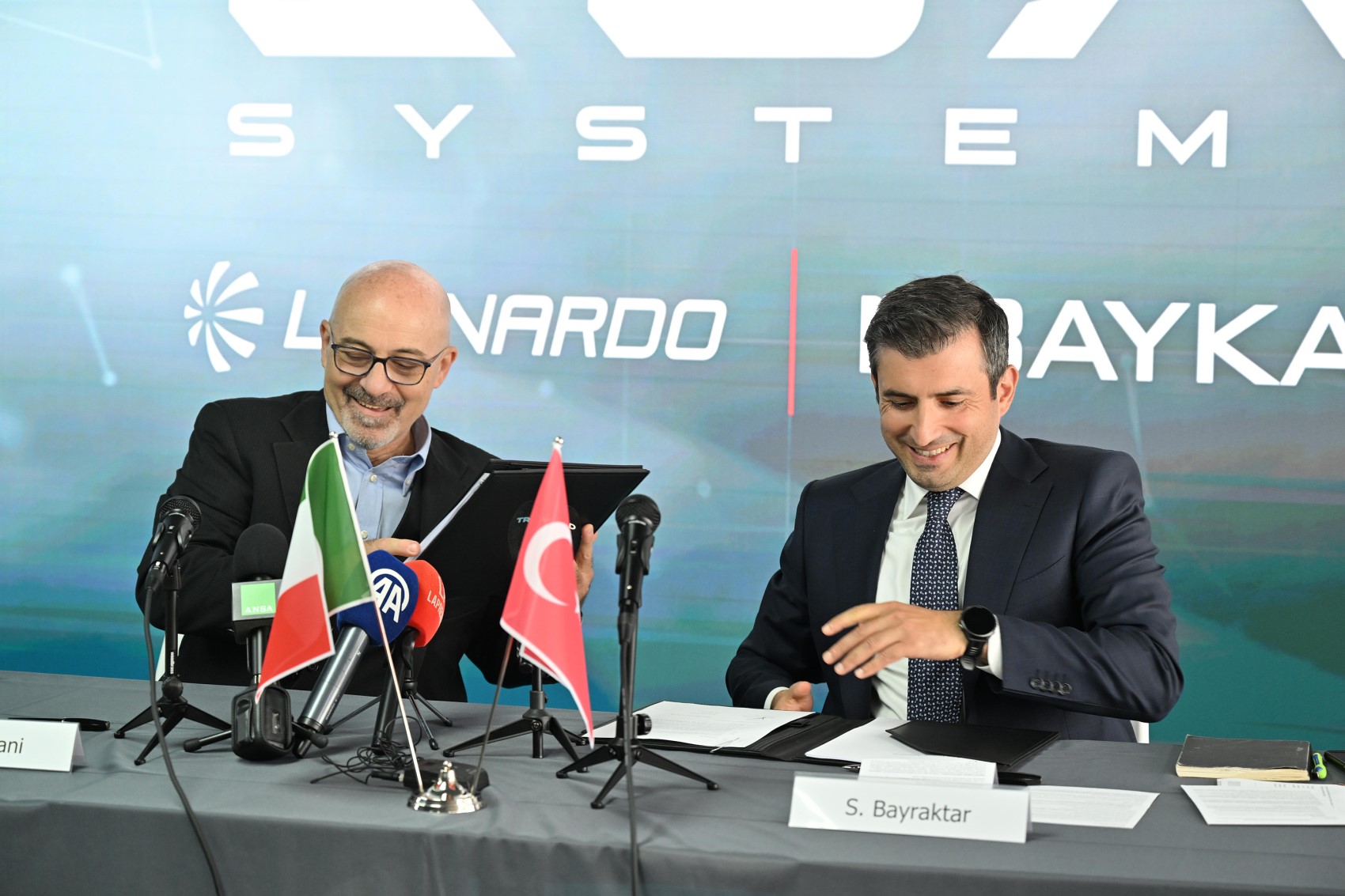 Baykar ve Leonardo ortaklığına tepki gösteren öğrenciler gözaltına alındı