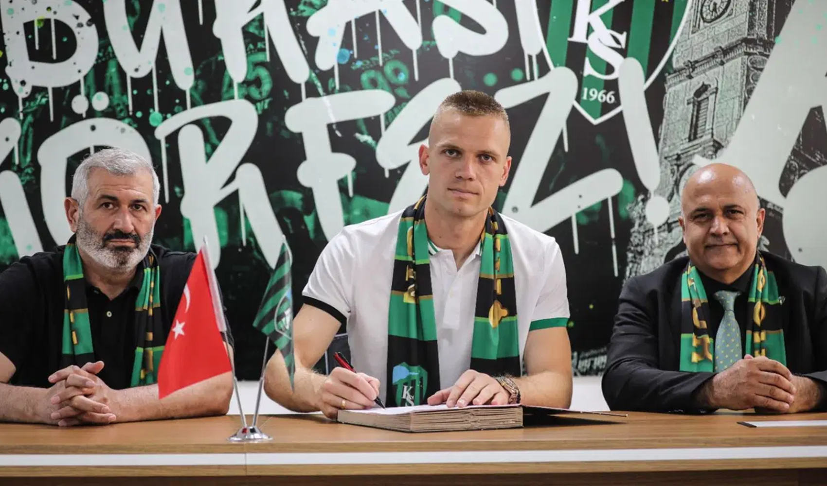 Trendyol Süper Lig’in yeni temsilcisi Kocaelispor’dan transfer hamlesi