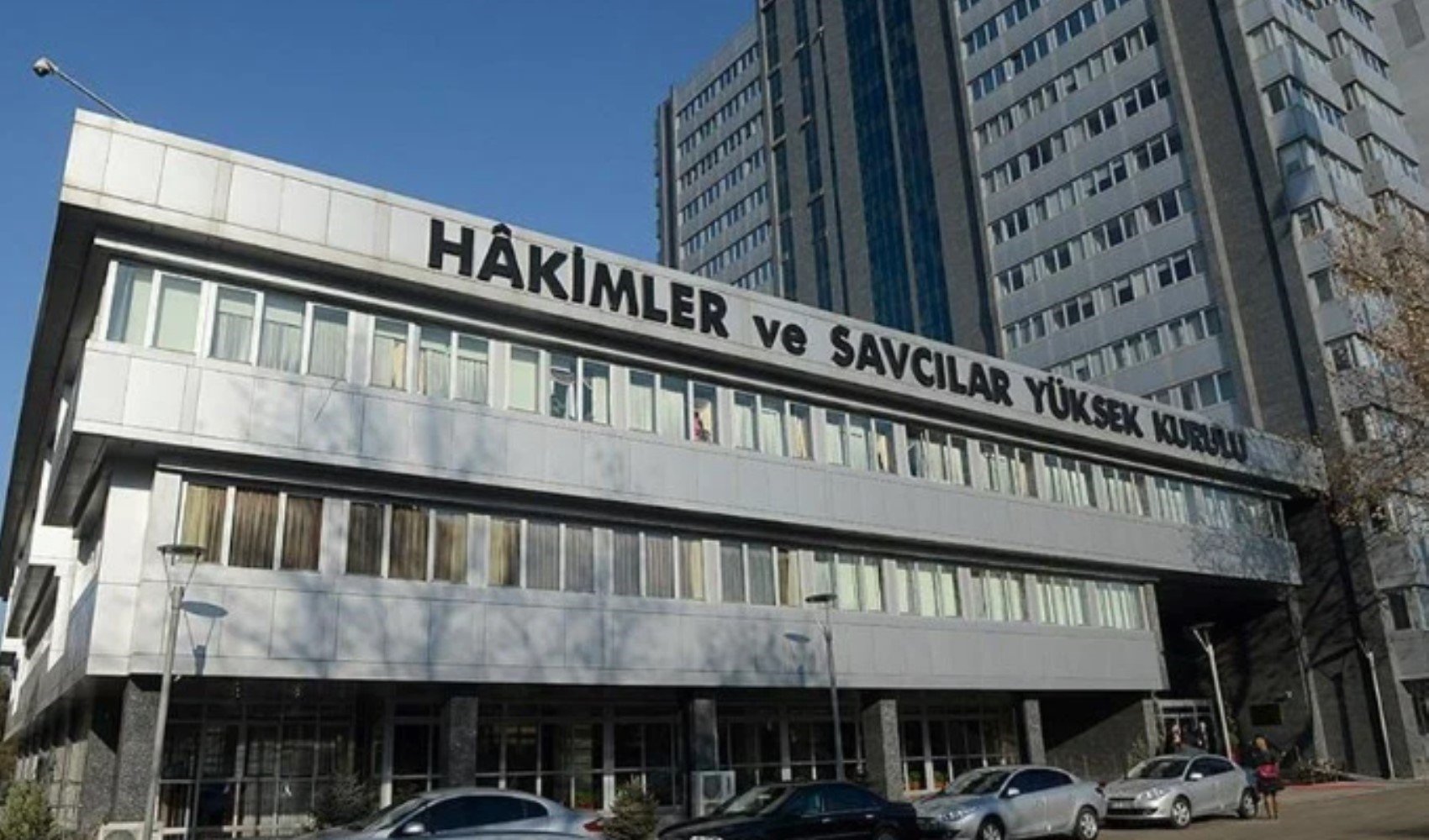 HSK kararnamesi açıklandı! Binlerce hakim ve savcının görev yeri değişti