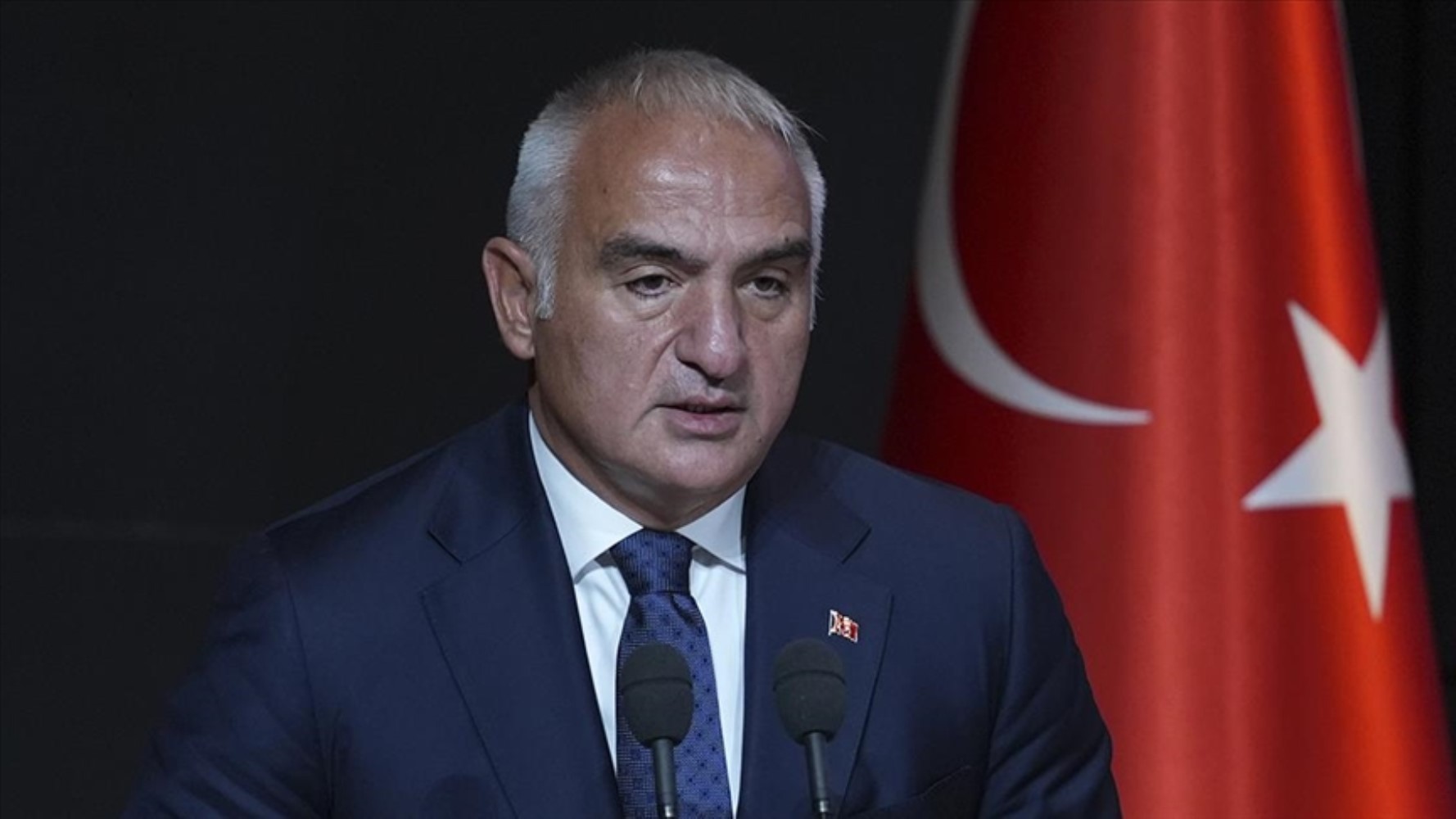 Lüks yattaki o fotoğraf AKP'yi karıştırdı: Savaş, kriz, pahalılık...