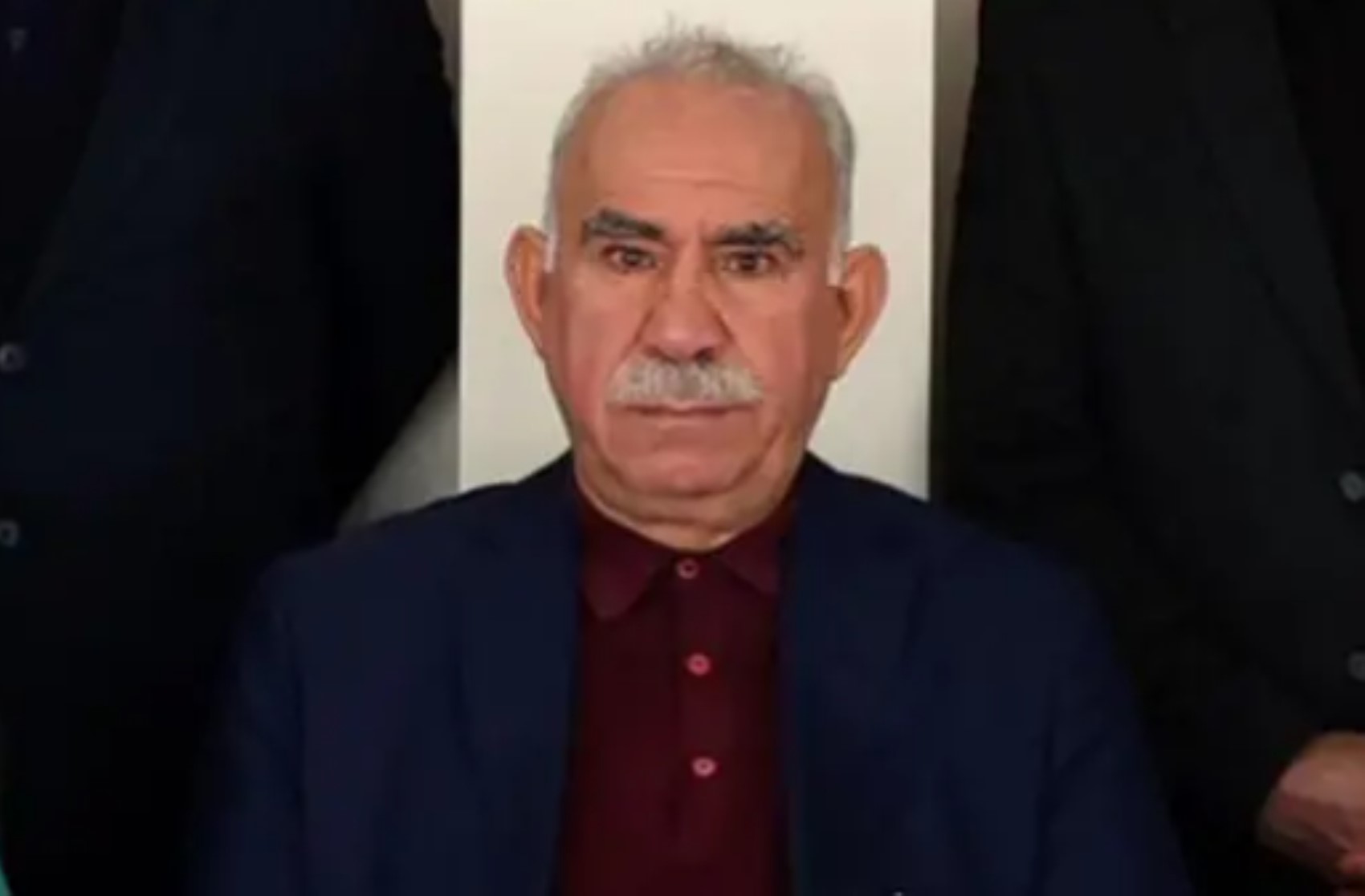 PKK elebaşı Öcalan'dan dikkat çeken talep: Özgür Özel ile görüşmek istiyor! Mazlum Abdi'ye mektup yollamış