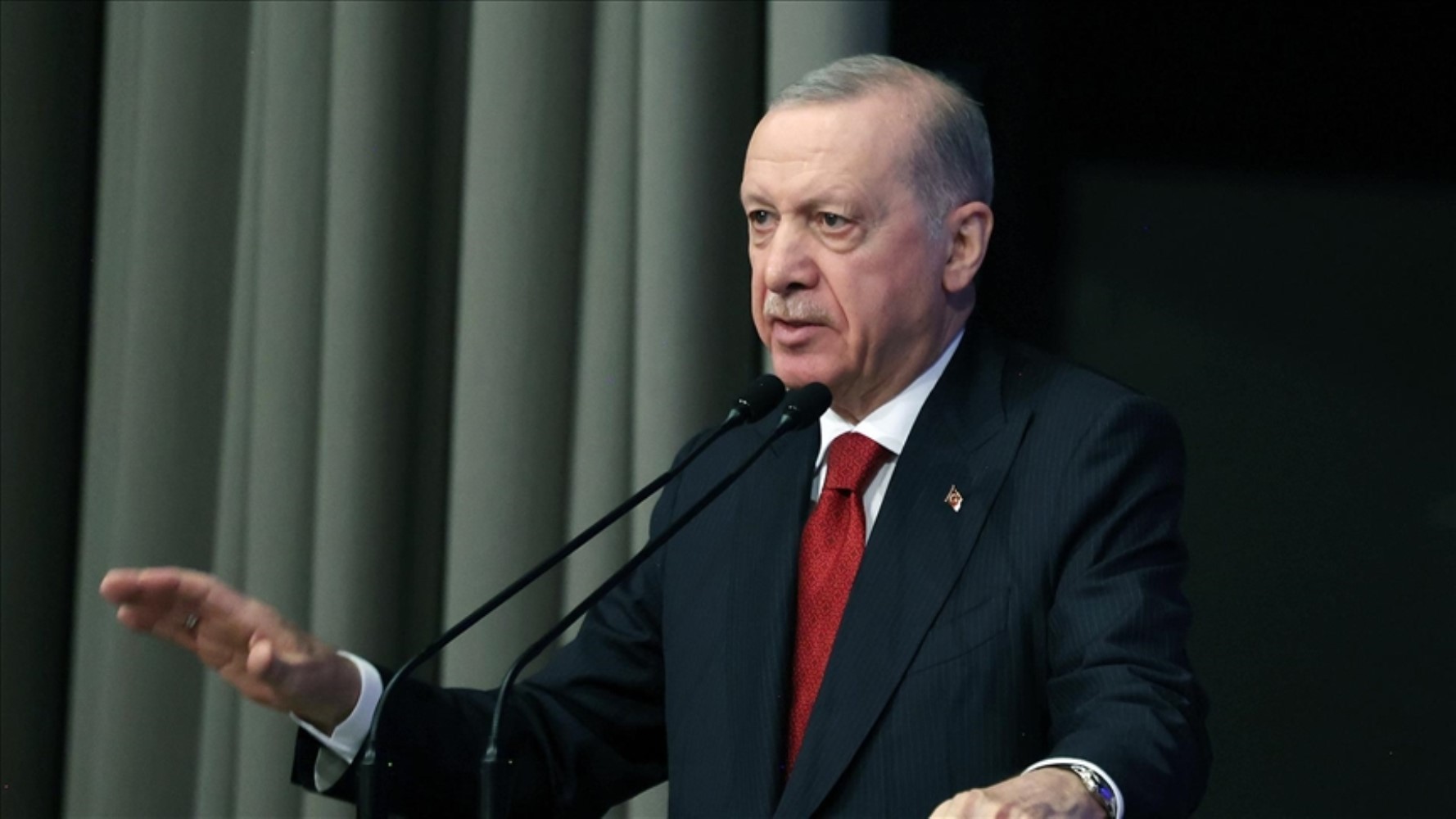 DEM’in İmamoğlu ziyareti AKP kulislerini karıştırdı: Açılımda durgunluk mu var?