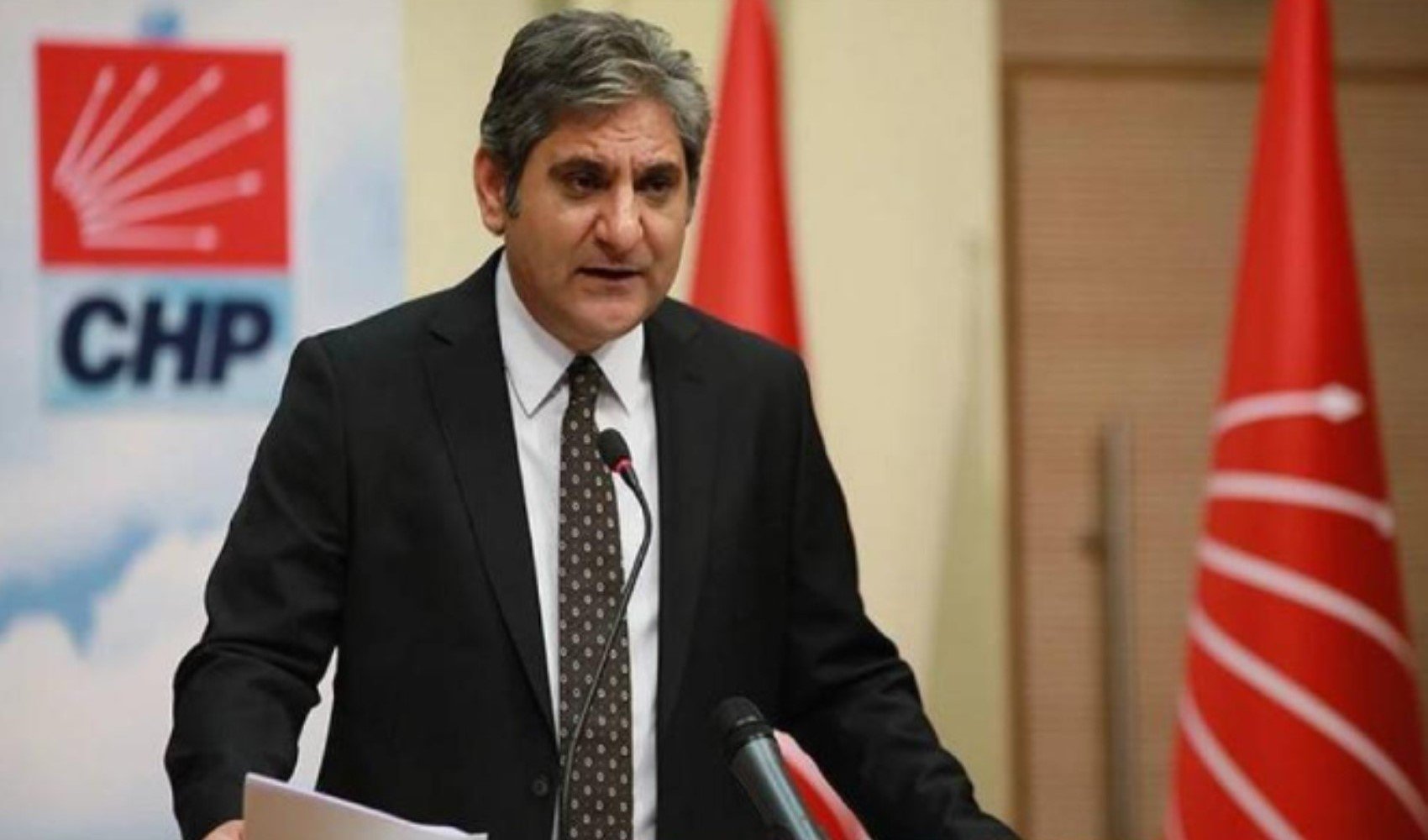 Aykut Erdoğdu’dan cezaevinden mesaj! 'Bu baskıyı hak etmiyoruz'
