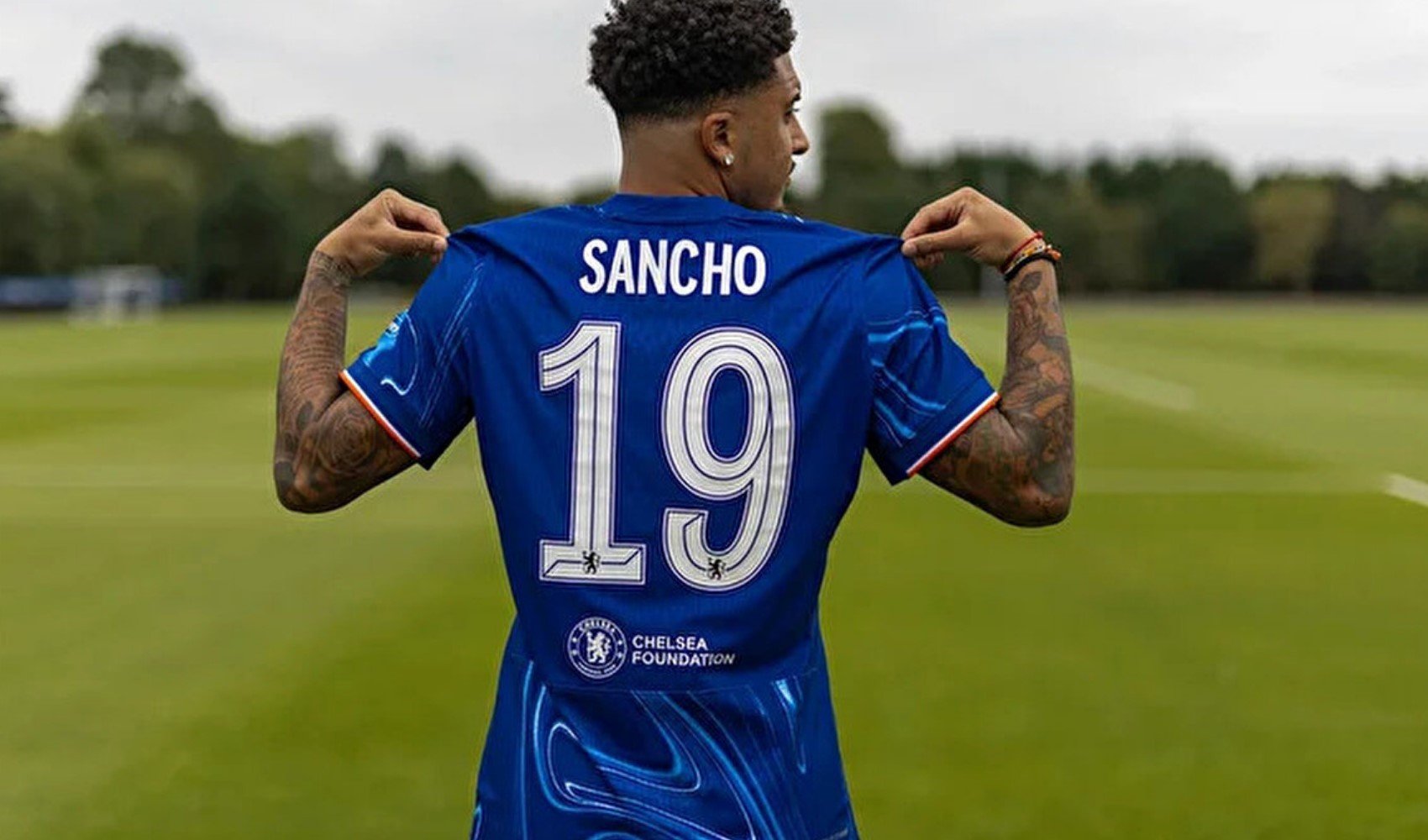 Jadon Sancho'ya sıcak temas: Kaleci için 3 aday Jadon Sancho'ya sıcak temas: Kaleci için 3 aday