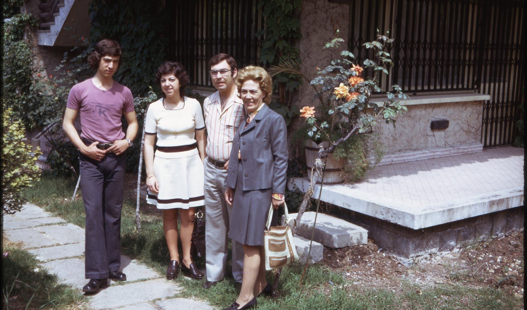 Romano ailesinin fotoğraf arşivi Salt Araştırma’da erişime açıldı Romano ailesinin fotoğraf arşivi Salt Araştırma’da erişime açıldı